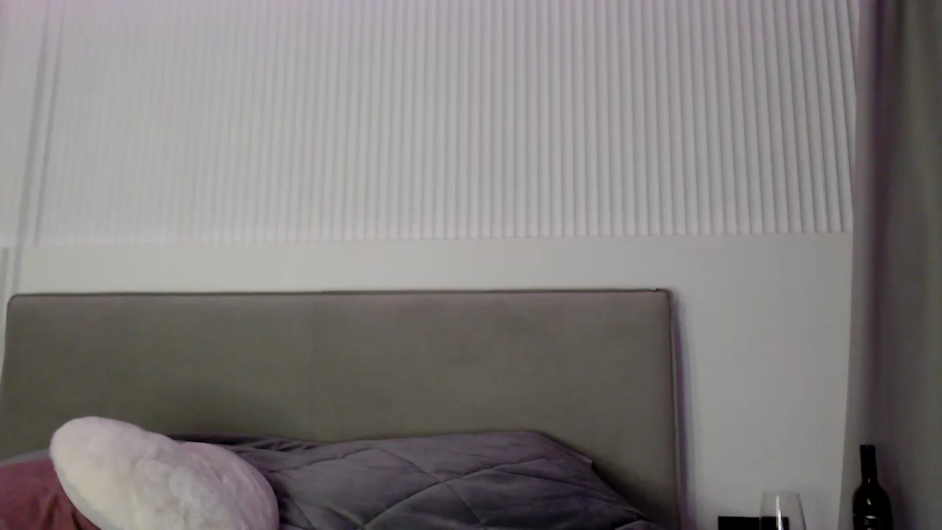 Gallery image thumbnail from Kissable_'s myfreecams stream on, 05/13/2023, 21:17 image 17 of 20