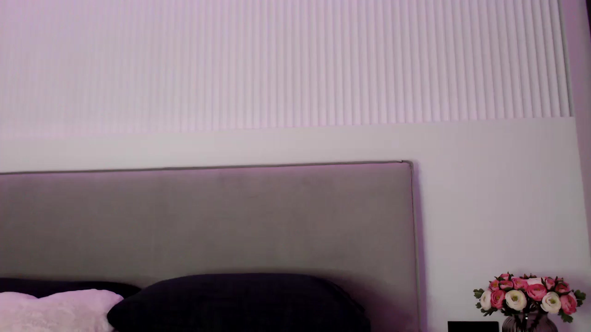 Gallery image thumbnail from Kissable_'s myfreecams stream on, 05/20/2023, 19:43 image 4 of 20