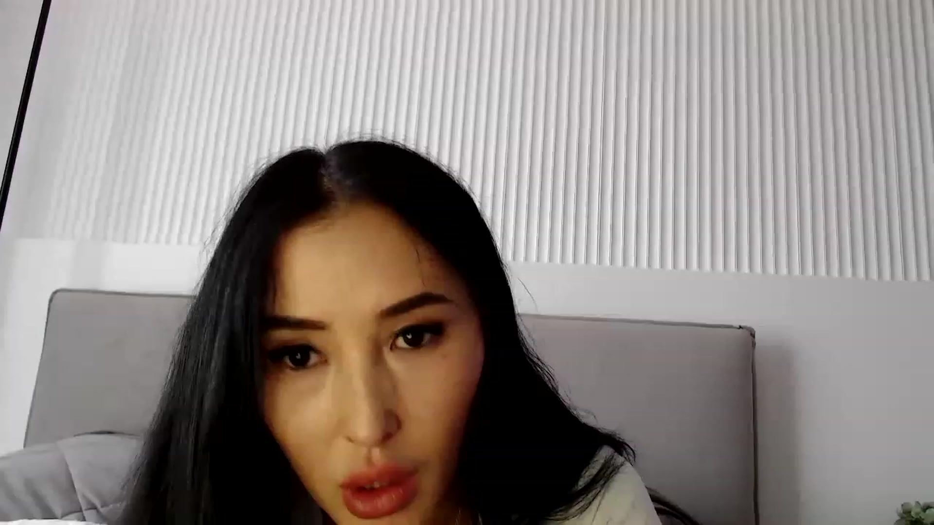 Gallery image thumbnail from Kissable_'s myfreecams stream on, 05/24/2023, 13:05 image 14 of 20