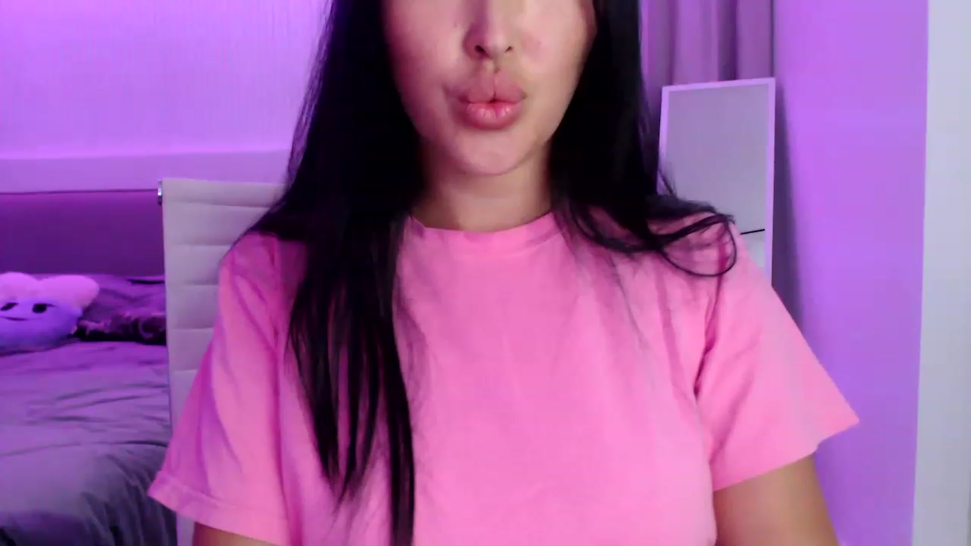 Gallery image thumbnail from Kissable_'s myfreecams stream on, 06/24/2023, 19:26 image 12 of 20