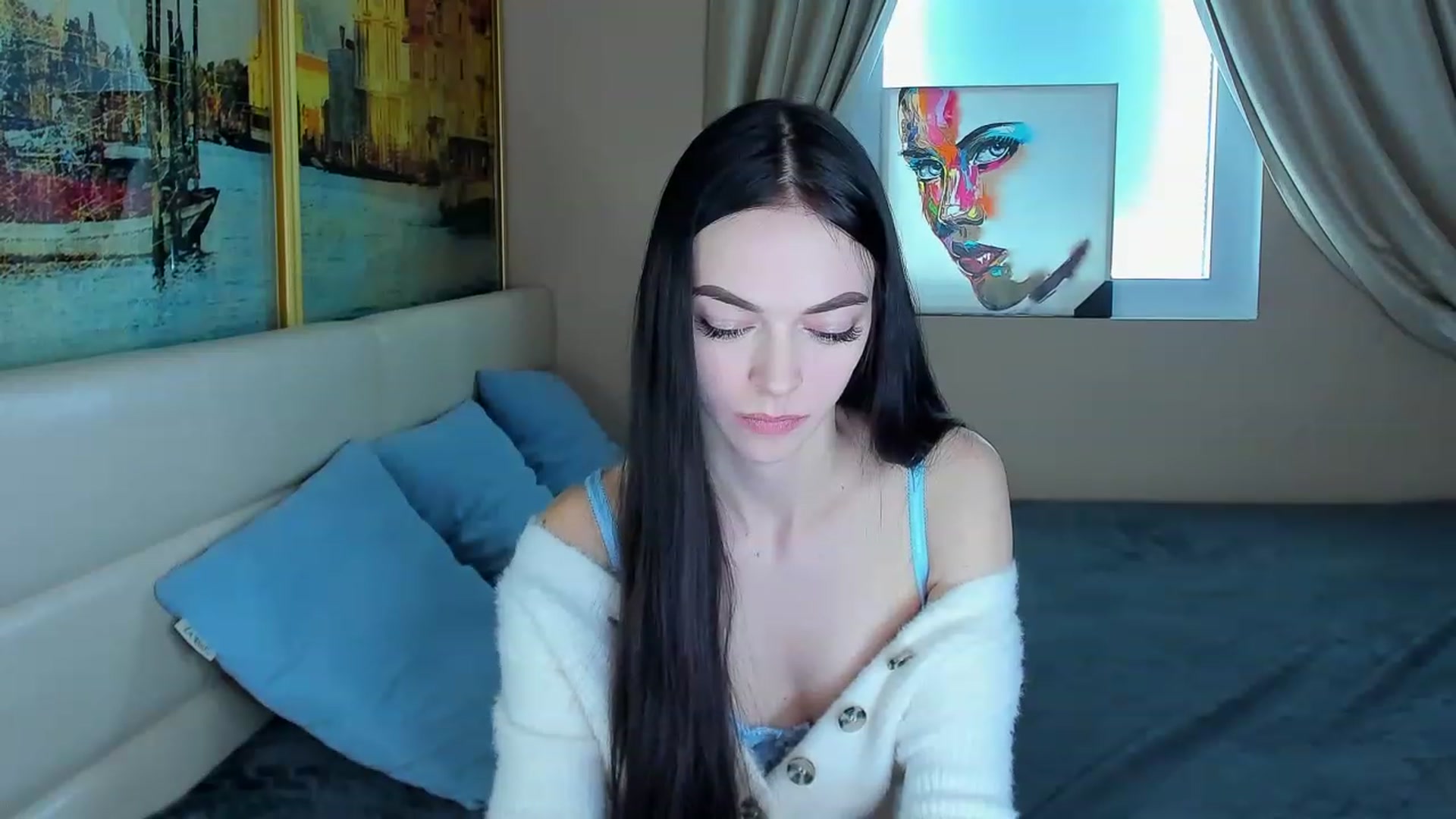 Gallery image thumbnail from Kissable_Hun's myfreecams stream on, 02/04/2023, 17:02 image 10 of 20