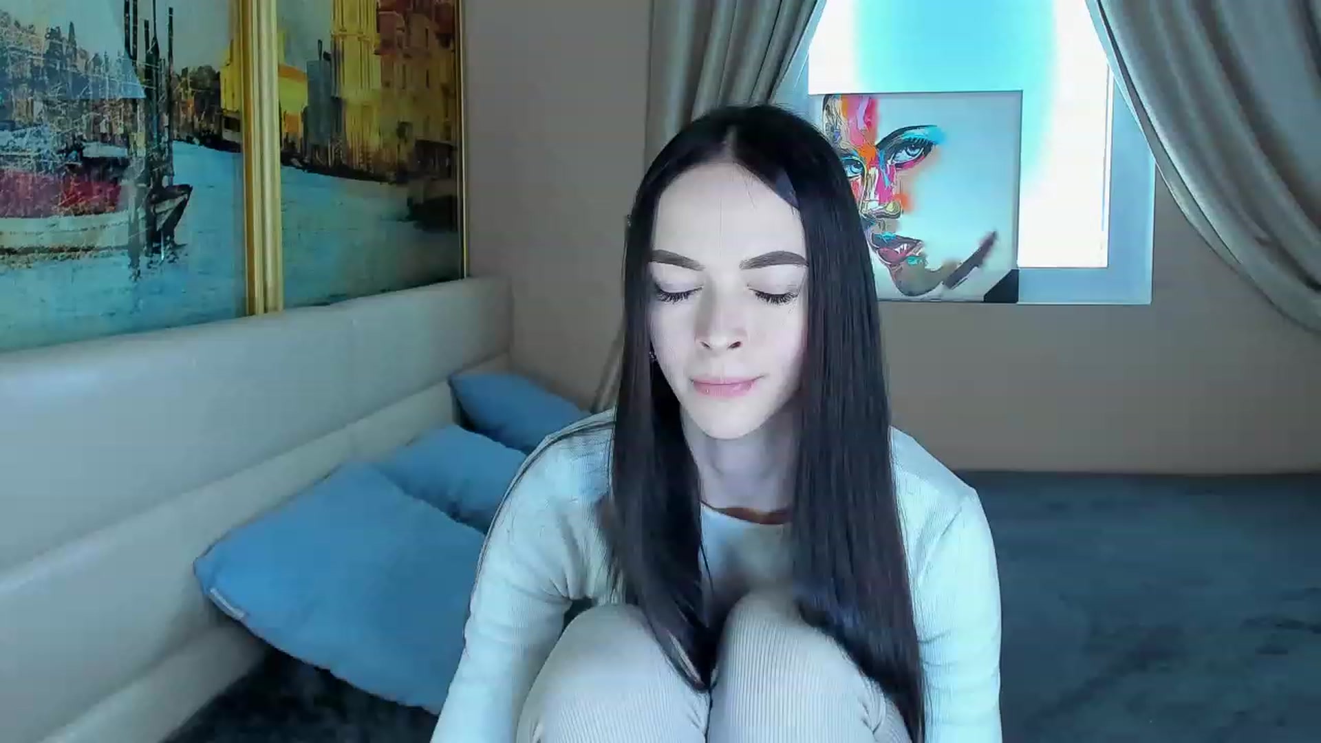 Gallery image thumbnail from Kissable_Hun's myfreecams stream on, 02/05/2023, 15:17 image 3 of 20