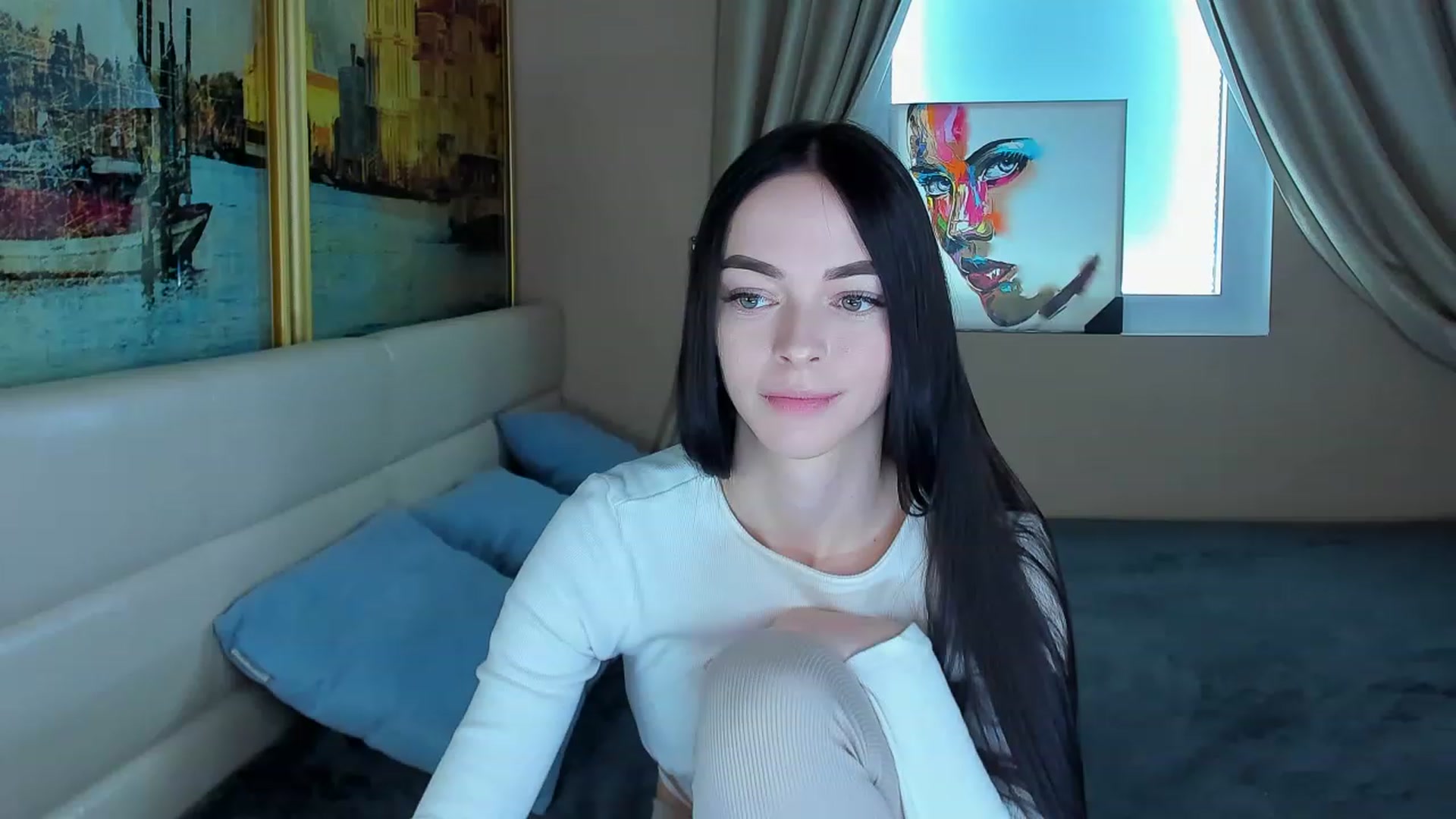 Gallery image thumbnail from Kissable_Hun's myfreecams stream on, 02/05/2023, 15:17 image 16 of 20