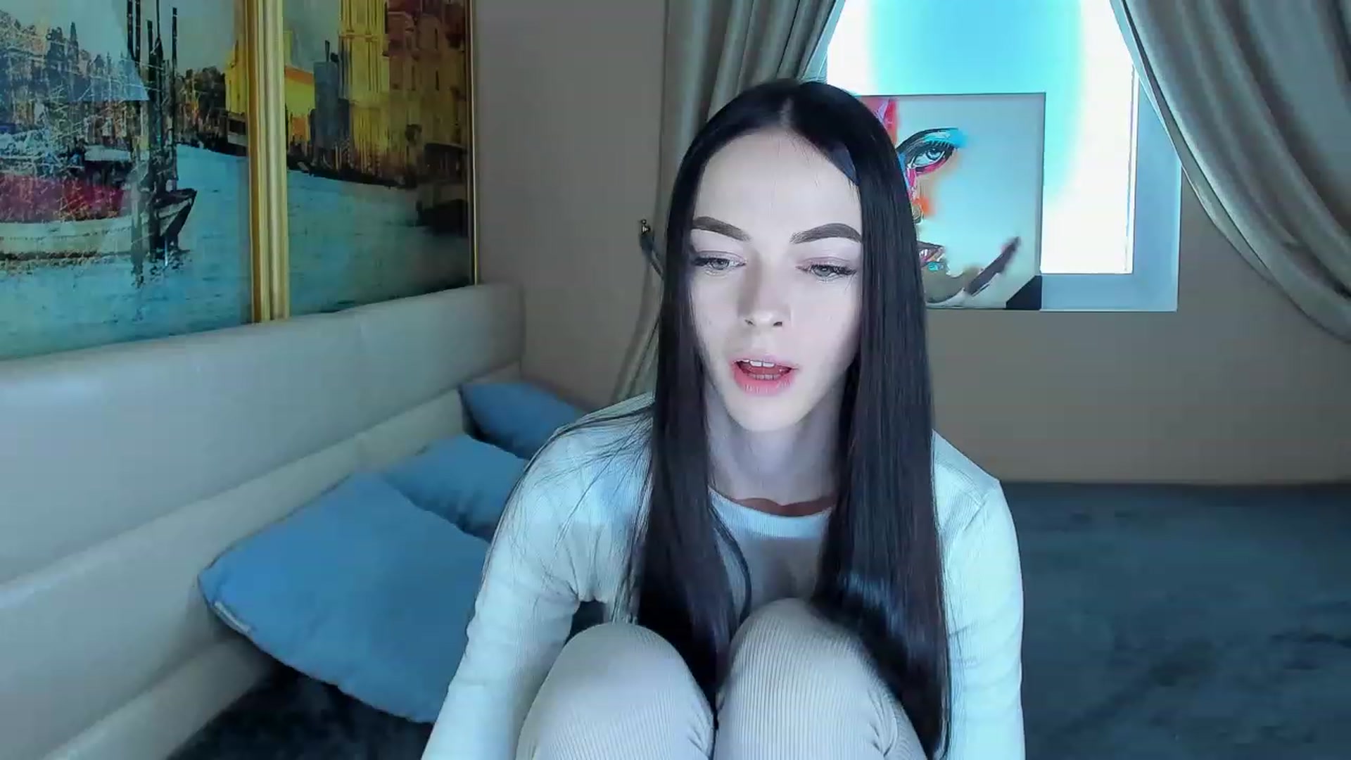 Gallery image thumbnail from Kissable_Hun's myfreecams stream on, 02/05/2023, 15:17 image 2 of 20