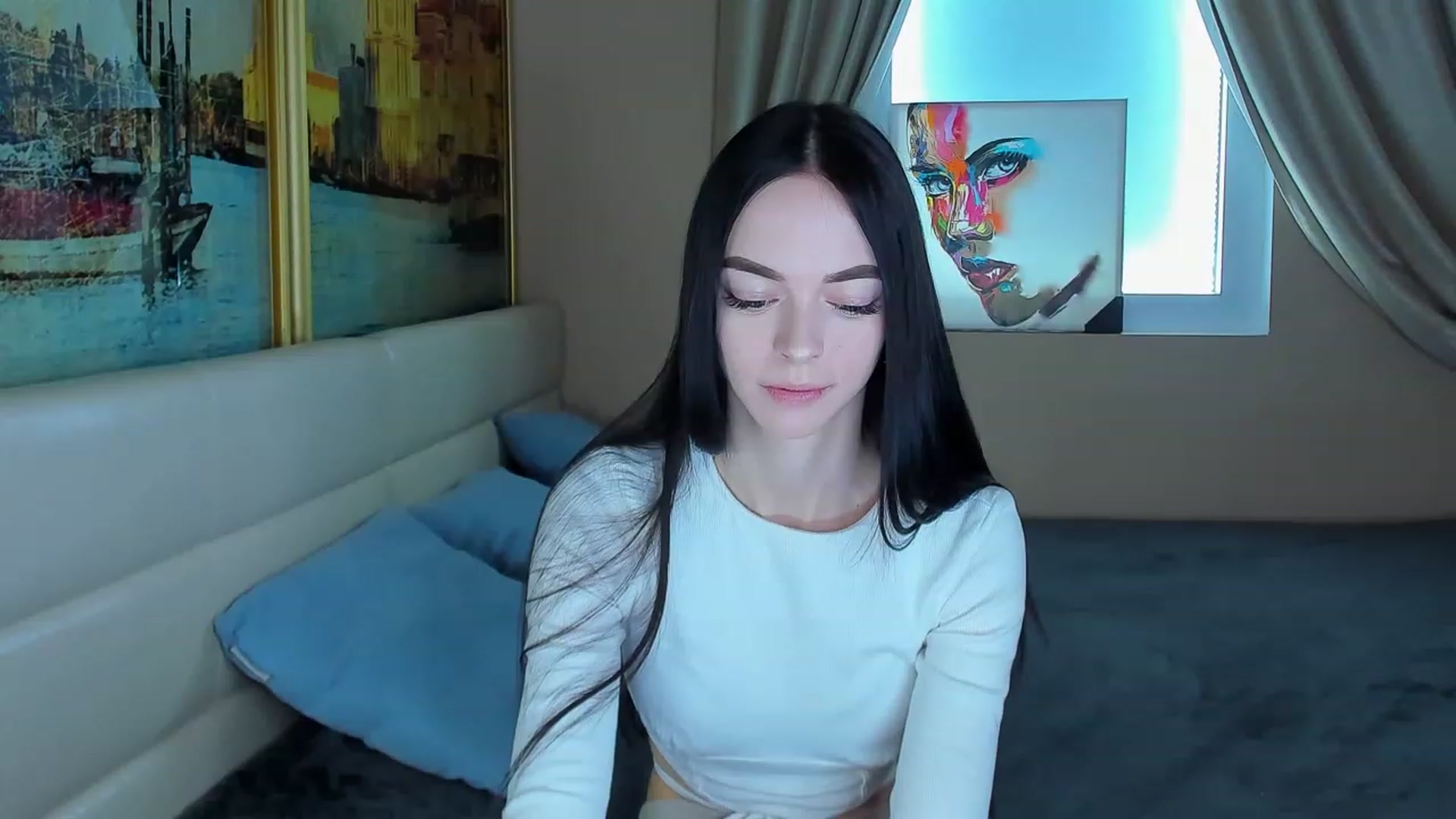Gallery image thumbnail from Kissable_Hun's myfreecams stream on, 02/05/2023, 15:17 image 19 of 20