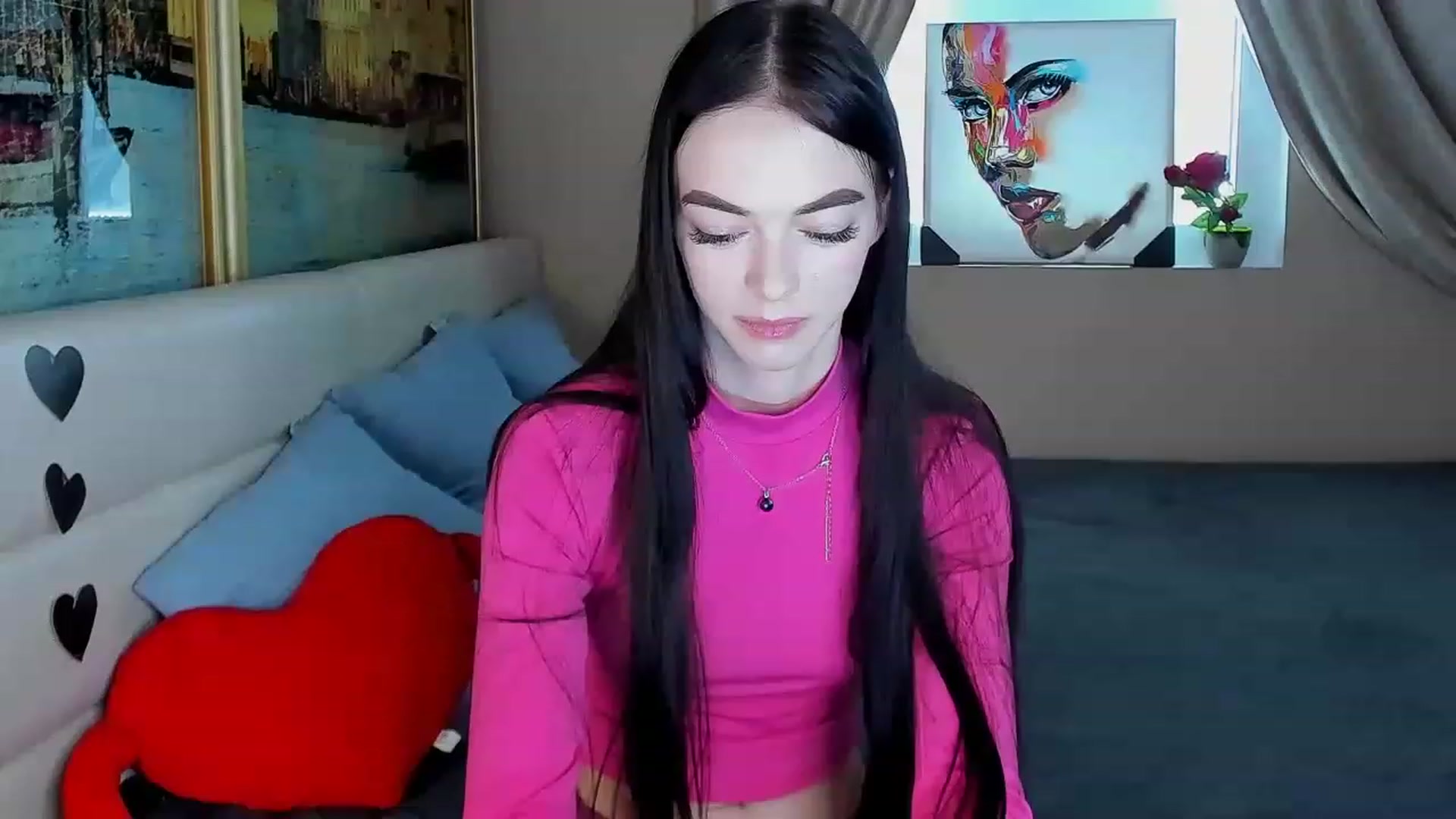 Gallery image thumbnail from Kissable_Hun's myfreecams stream on, 03/02/2023, 12:30 image 13 of 20