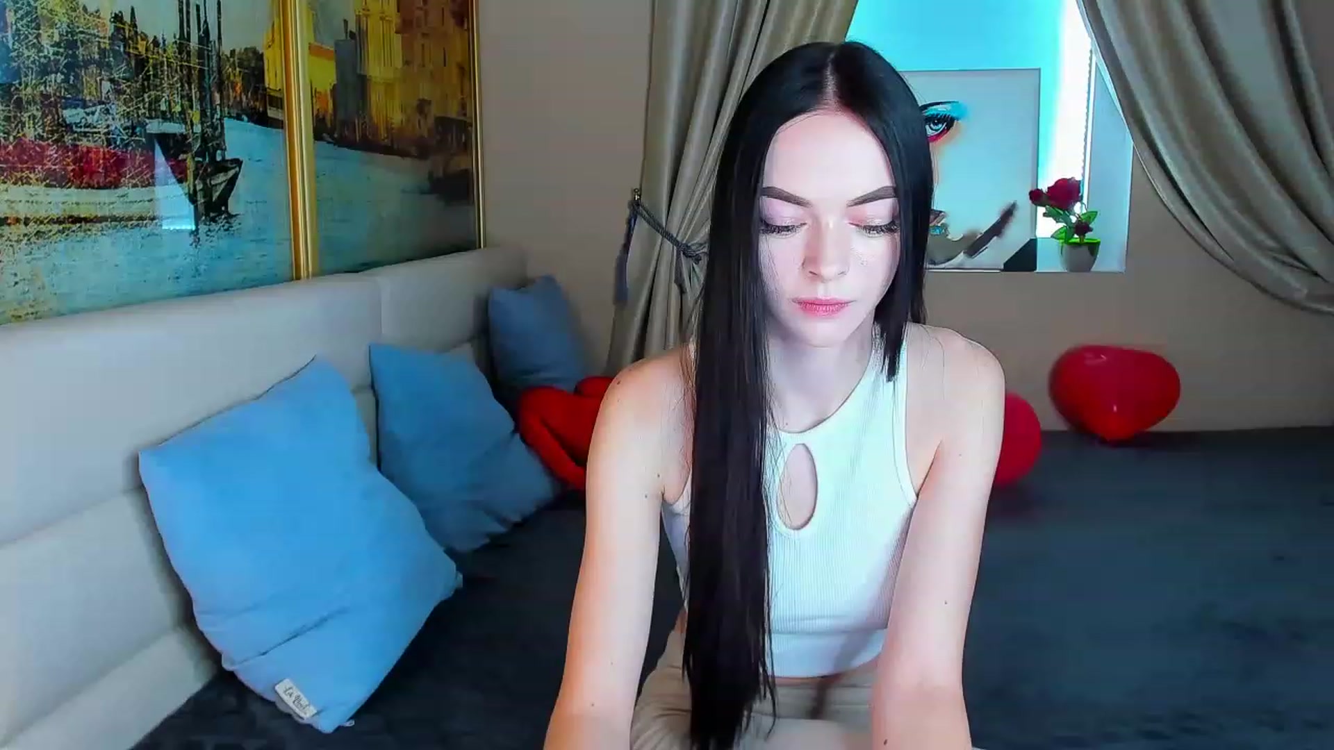 Gallery image thumbnail from Kissable_Hun's myfreecams stream on, 03/13/2023, 15:54 image 9 of 20