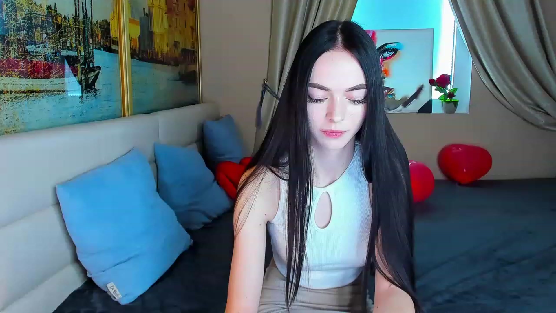 Gallery image thumbnail from Kissable_Hun's myfreecams stream on, 03/13/2023, 15:54 image 3 of 20