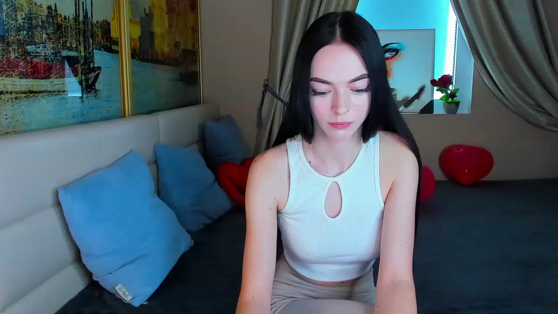 Gallery image thumbnail from Kissable_Hun's myfreecams stream on, 03/13/2023, 15:54 image 7 of 20