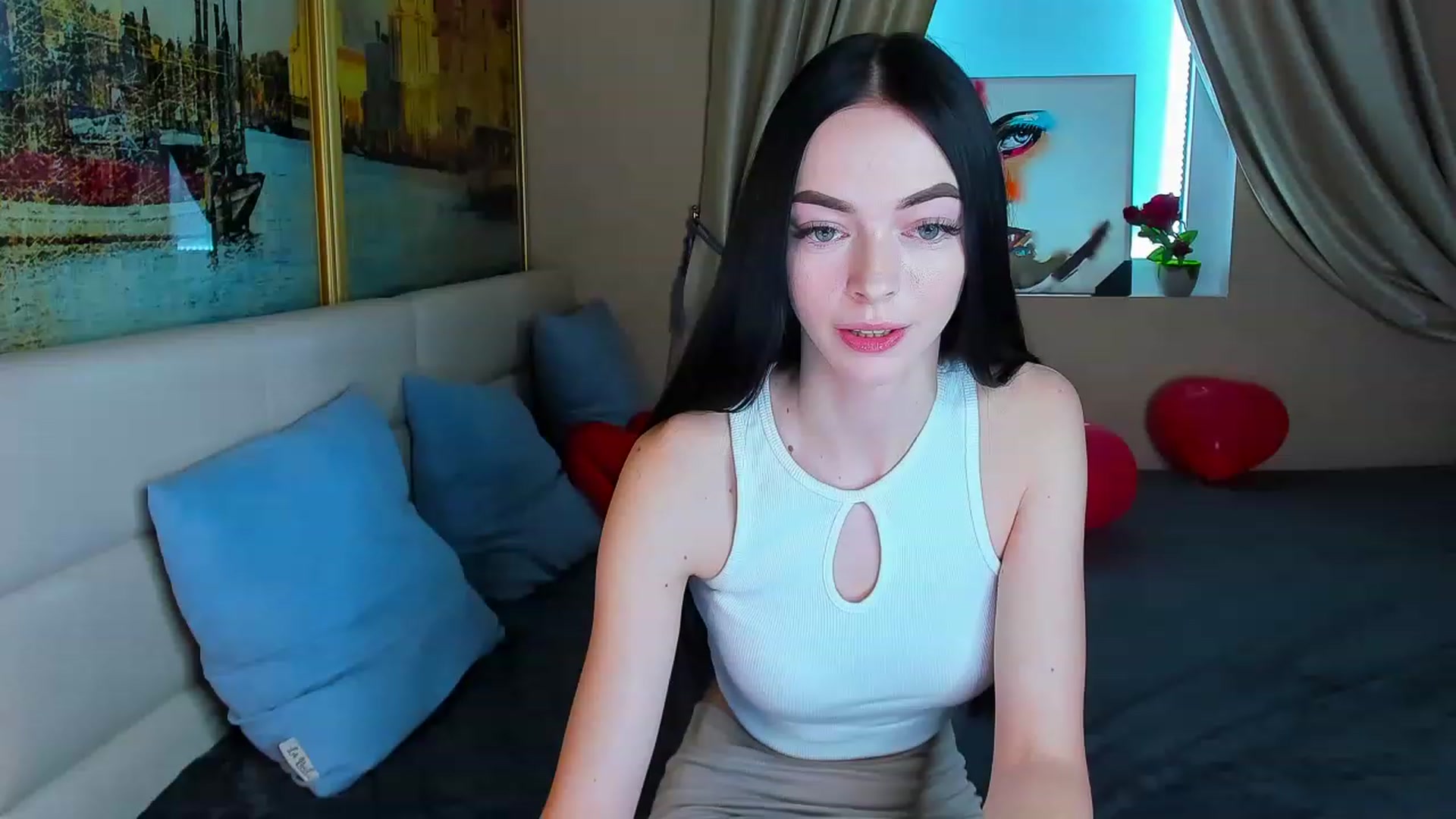 Gallery image thumbnail from Kissable_Hun's myfreecams stream on, 03/13/2023, 15:54 image 2 of 20