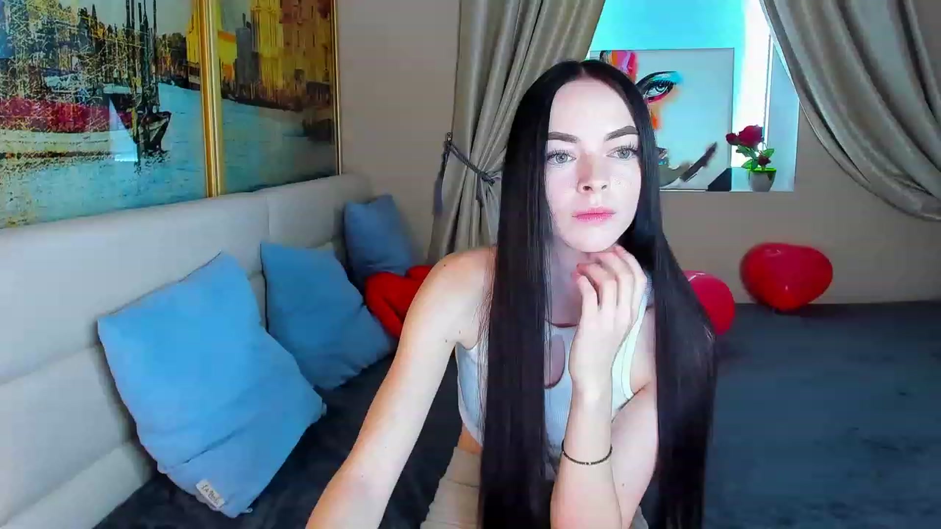 Gallery image thumbnail from Kissable_Hun's myfreecams stream on, 03/13/2023, 15:54 image 18 of 20