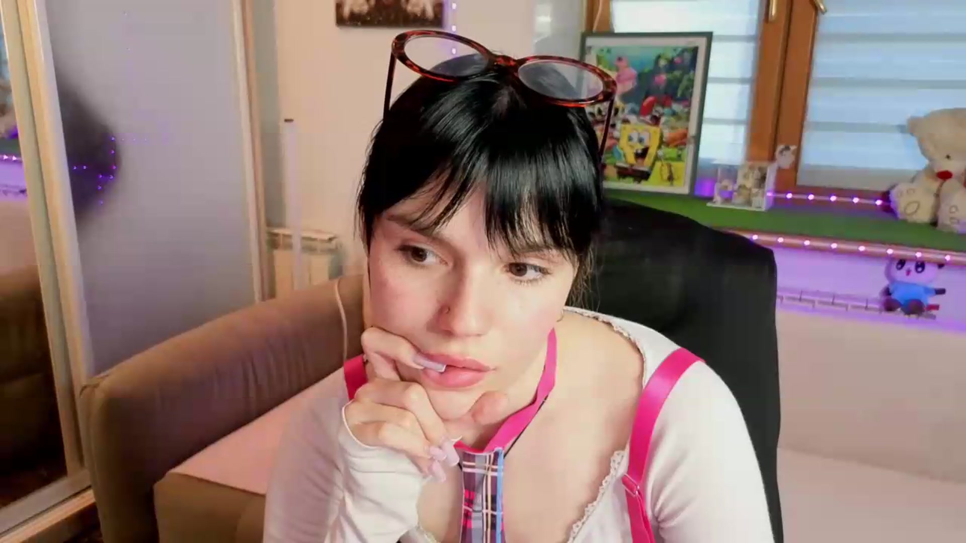 Gallery image thumbnail from Kissalexia's myfreecams stream on, 09/01/2026, 01:00 image 16 of 20