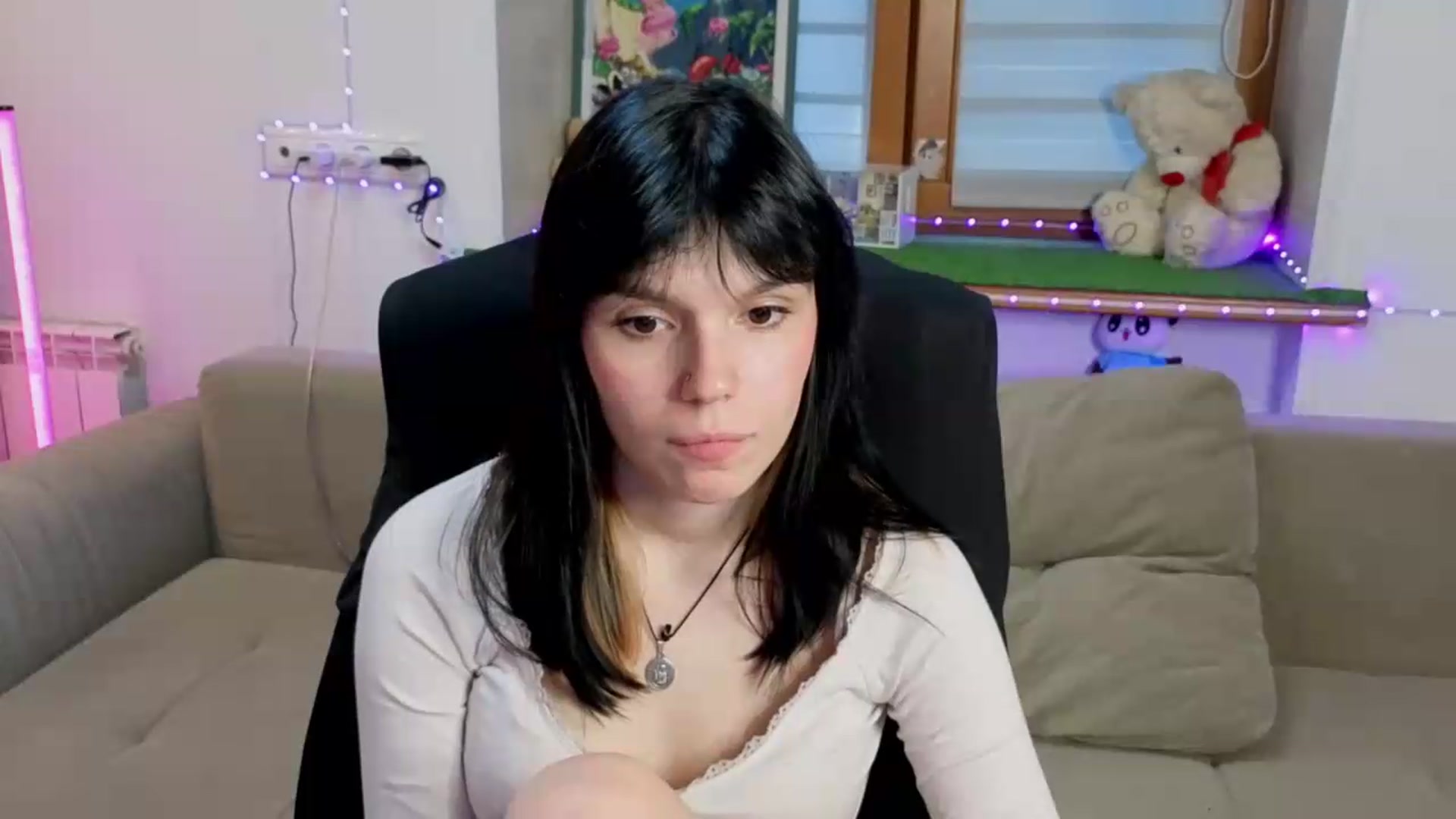Gallery image thumbnail from Kissalexia's myfreecams stream on, 09/02/2026, 01:00 image 18 of 20