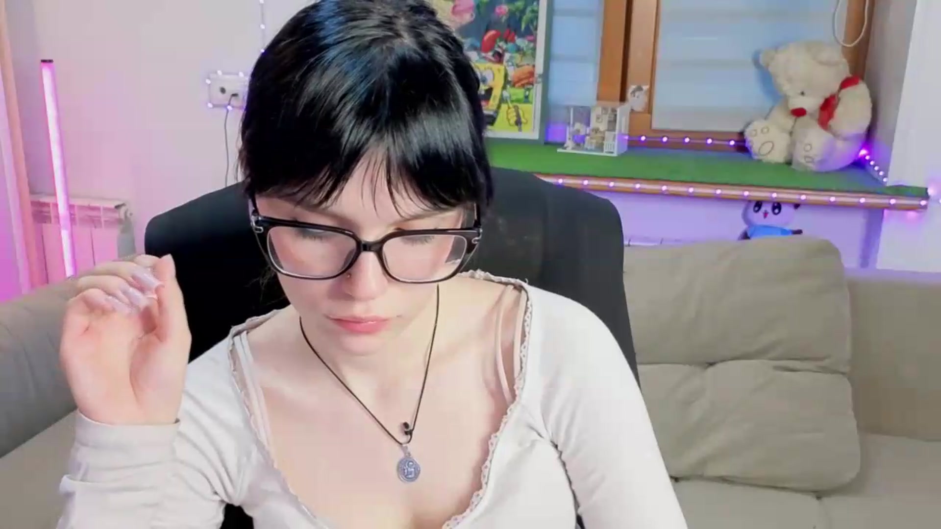 Gallery image thumbnail from Kissalexia's myfreecams stream on, 09/02/2026, 01:00 image 6 of 20