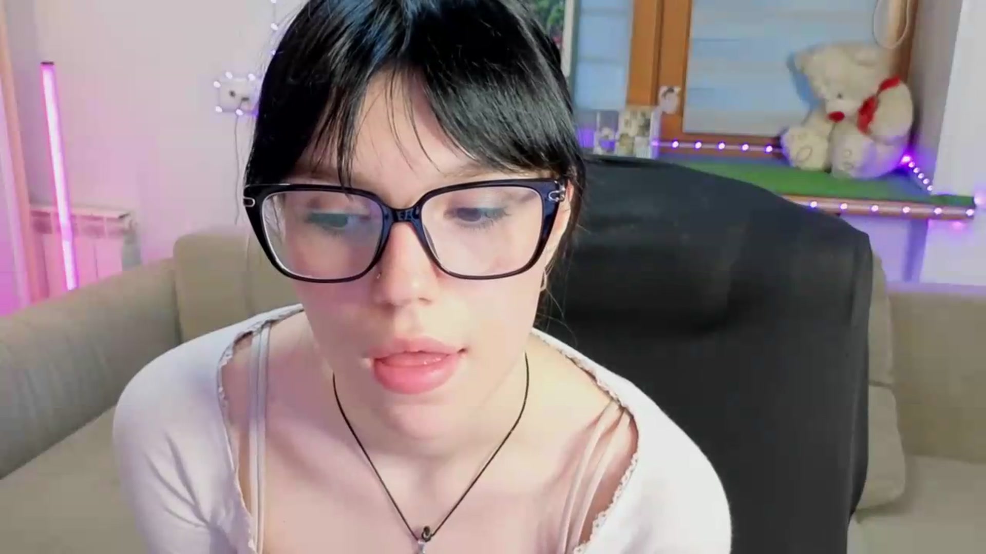 Gallery image thumbnail from Kissalexia's myfreecams stream on, 09/02/2026, 01:00 image 2 of 20