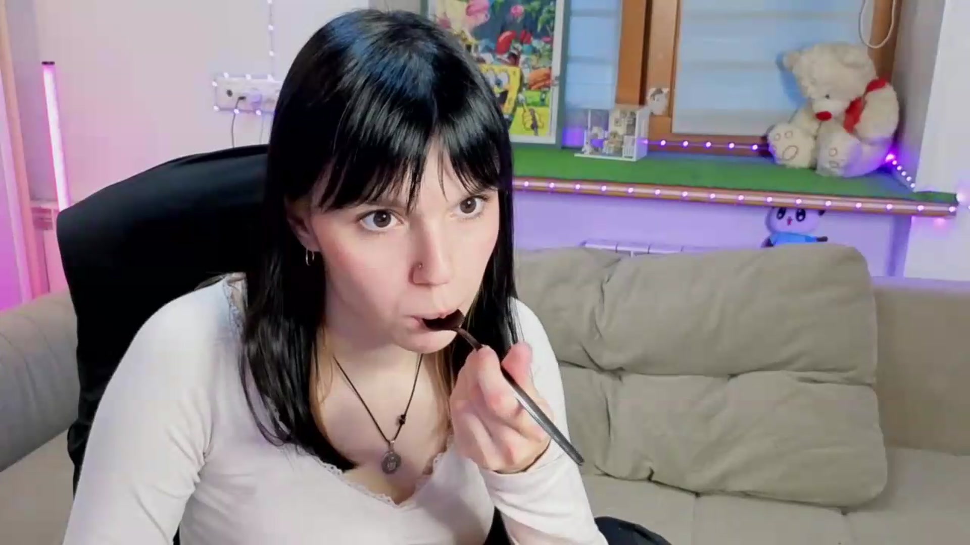 Gallery image thumbnail from Kissalexia's myfreecams stream on, 09/02/2026, 01:00 image 9 of 20