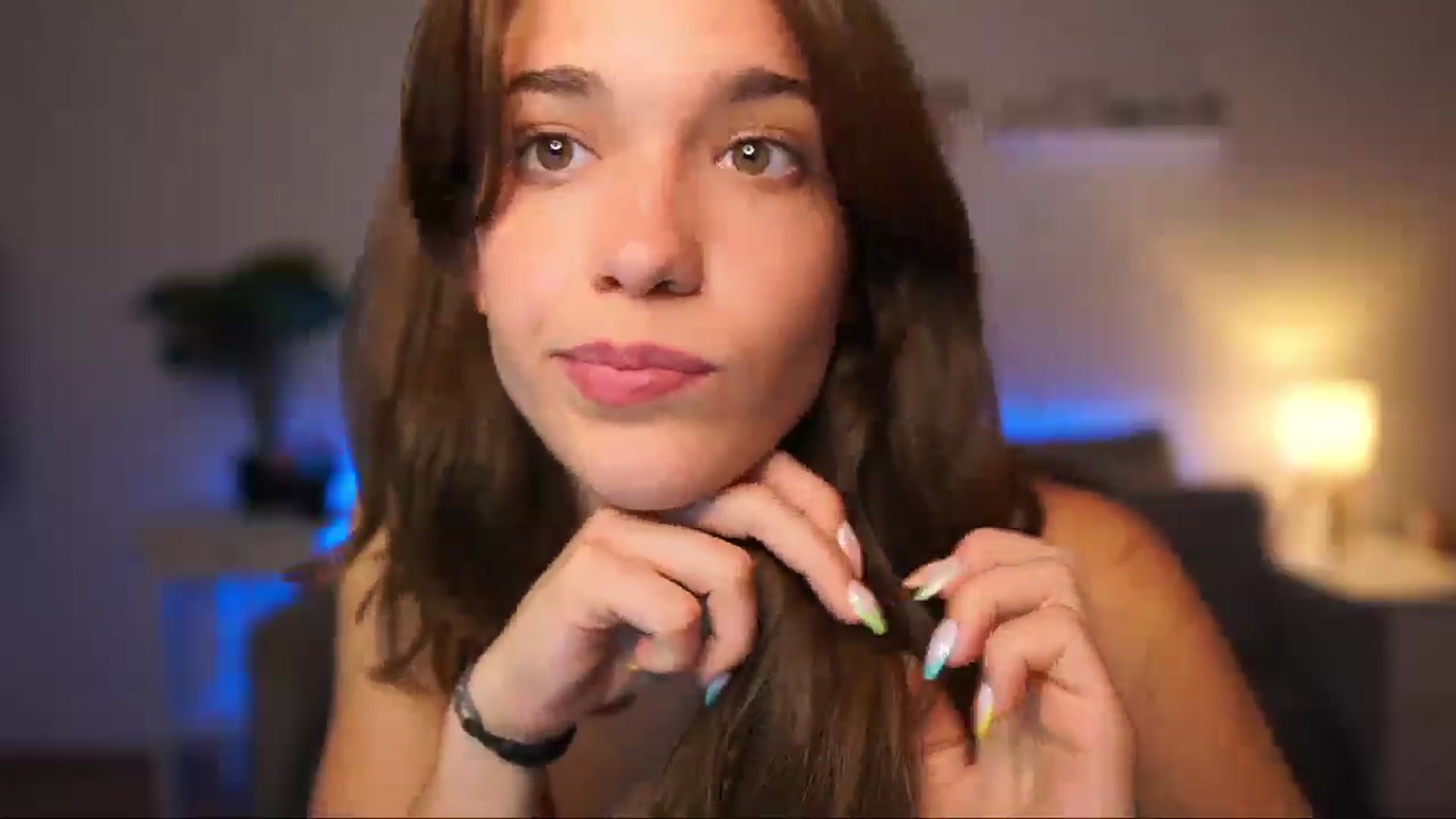 Gallery image thumbnail from Kissiecat's myfreecams stream on, 07/31/2025, 18:34 image 18 of 20