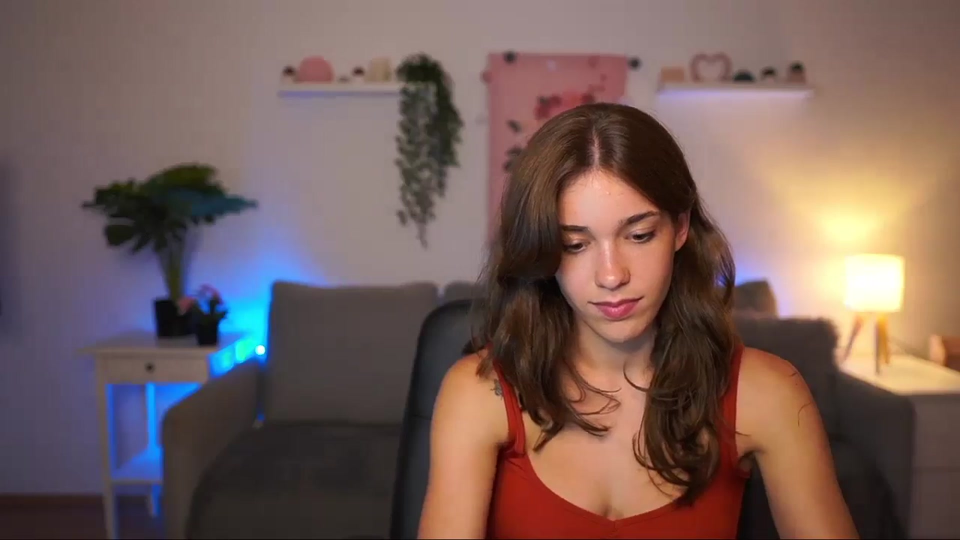 Gallery image thumbnail from Kissiecat's myfreecams stream on, 07/31/2025, 18:34 image 6 of 20