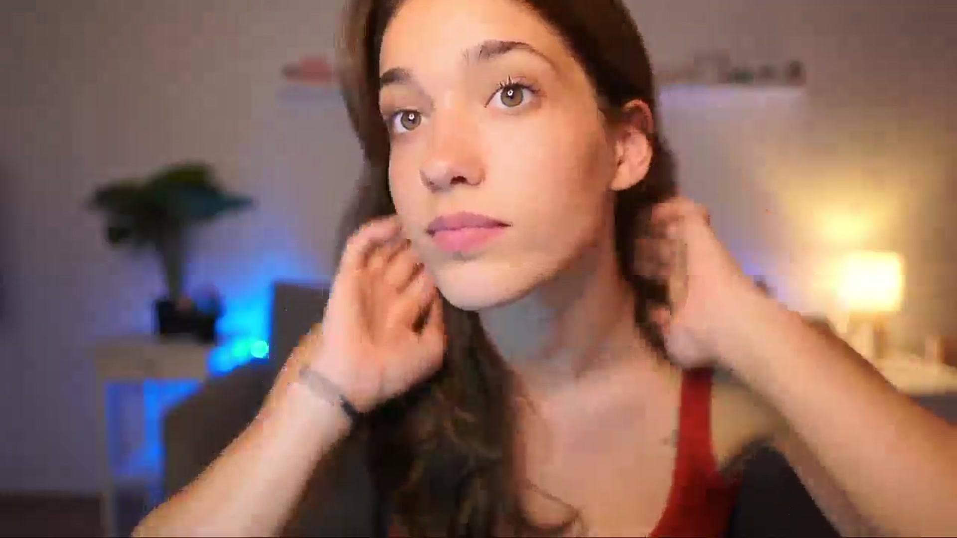 Gallery image thumbnail from Kissiecat's myfreecams stream on, 07/31/2025, 18:34 image 2 of 20