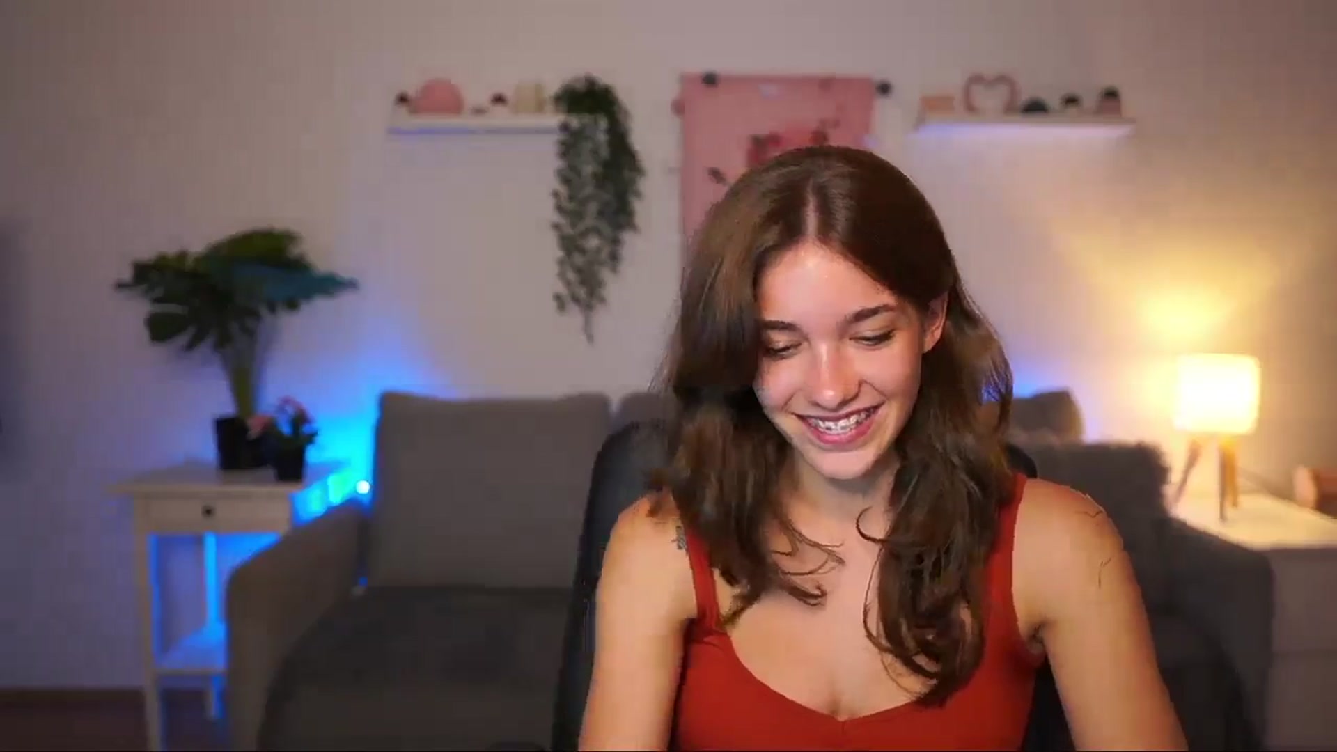 Gallery image thumbnail from Kissiecat's myfreecams stream on, 07/31/2025, 18:34 image 5 of 20