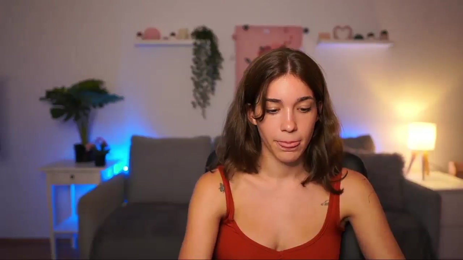Gallery image thumbnail from Kissiecat's myfreecams stream on, 07/31/2025, 18:34 image 17 of 20