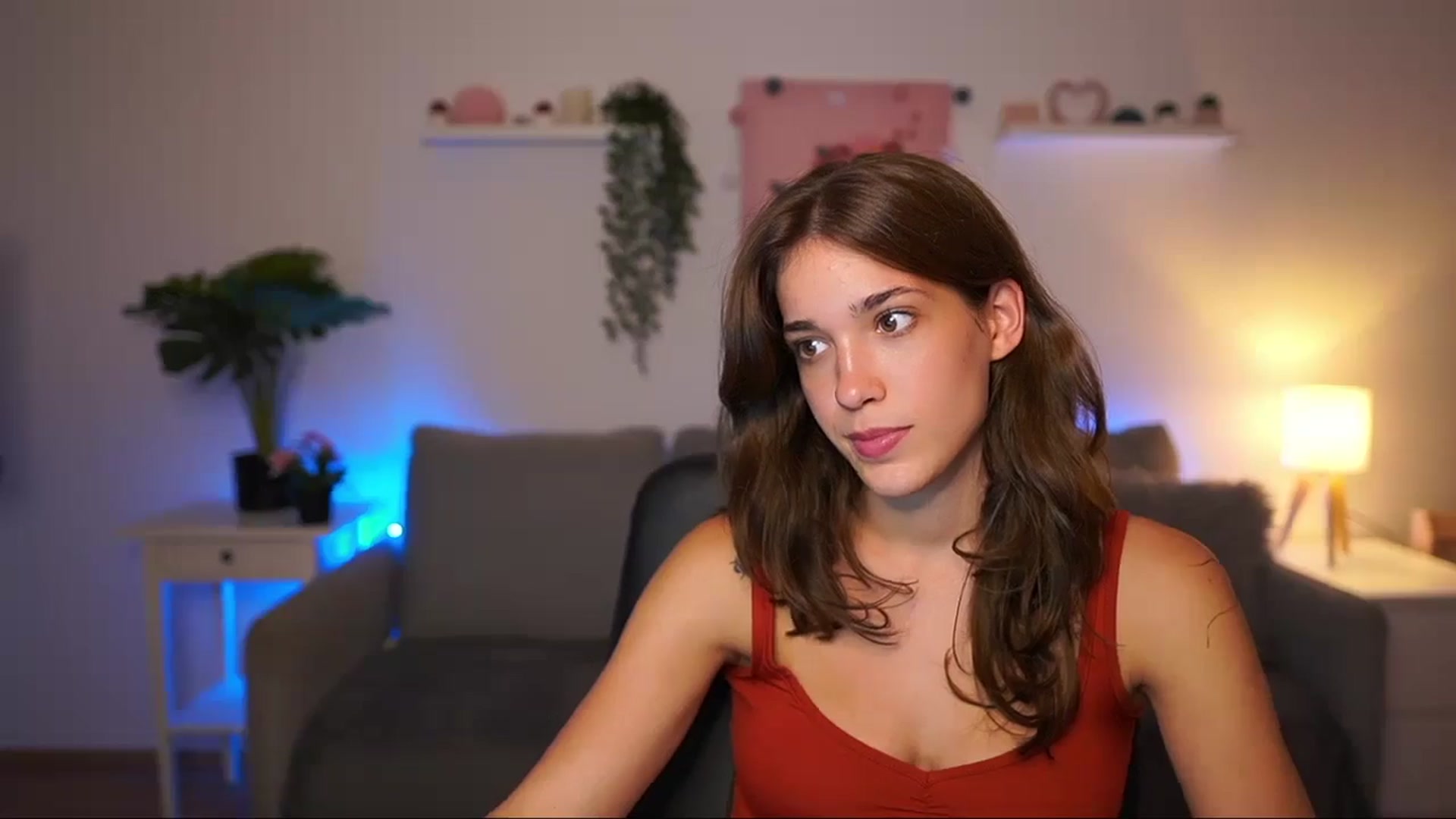 Gallery image thumbnail from Kissiecat's myfreecams stream on, 07/31/2025, 18:34 image 4 of 20