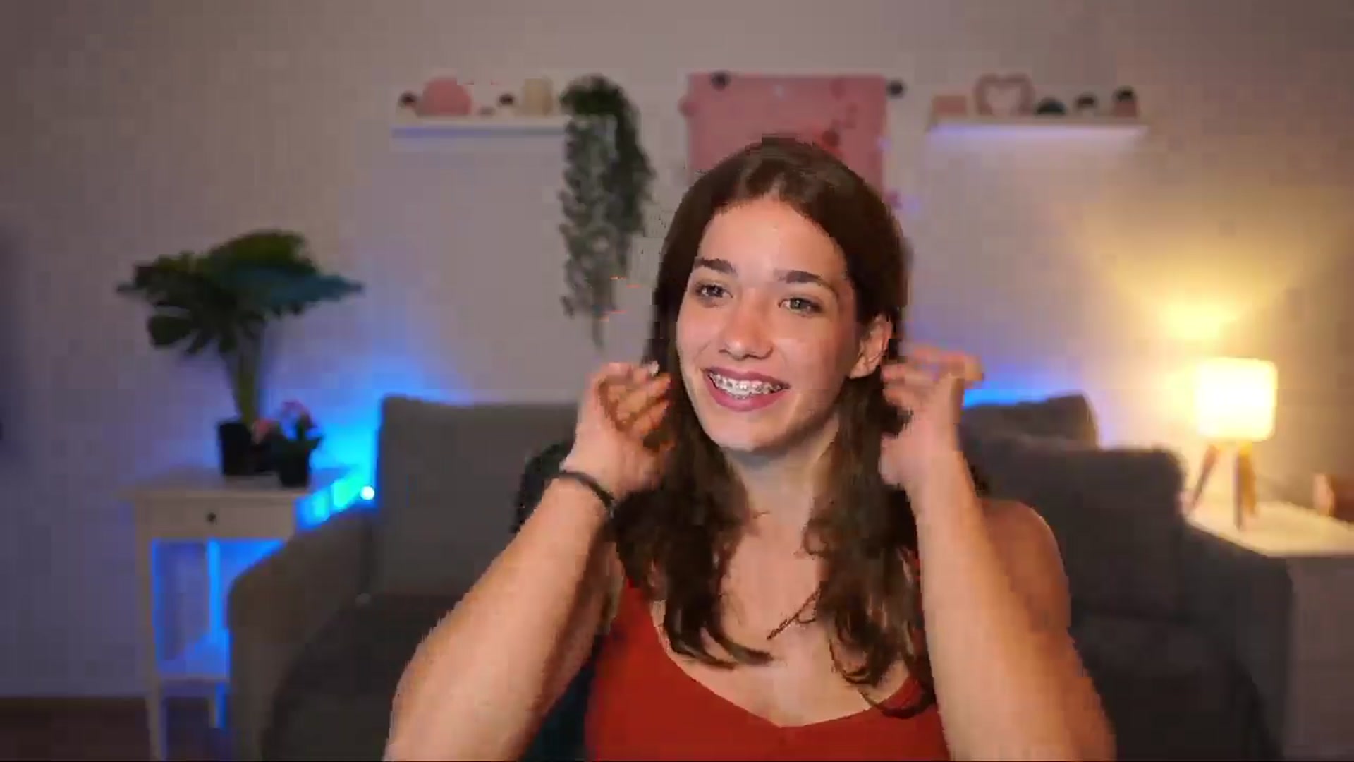 Gallery image thumbnail from Kissiecat's myfreecams stream on, 07/31/2025, 21:49 image 13 of 20