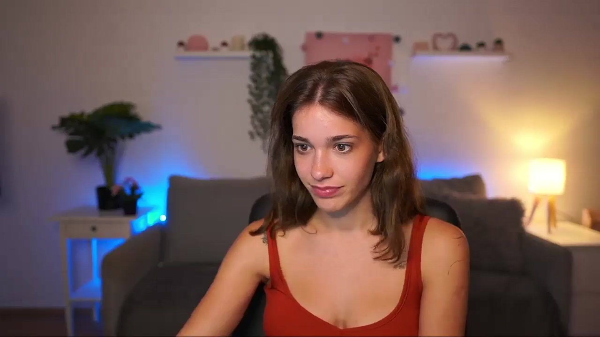 Gallery image thumbnail from Kissiecat's myfreecams stream on, 07/31/2025, 21:49 image 5 of 20