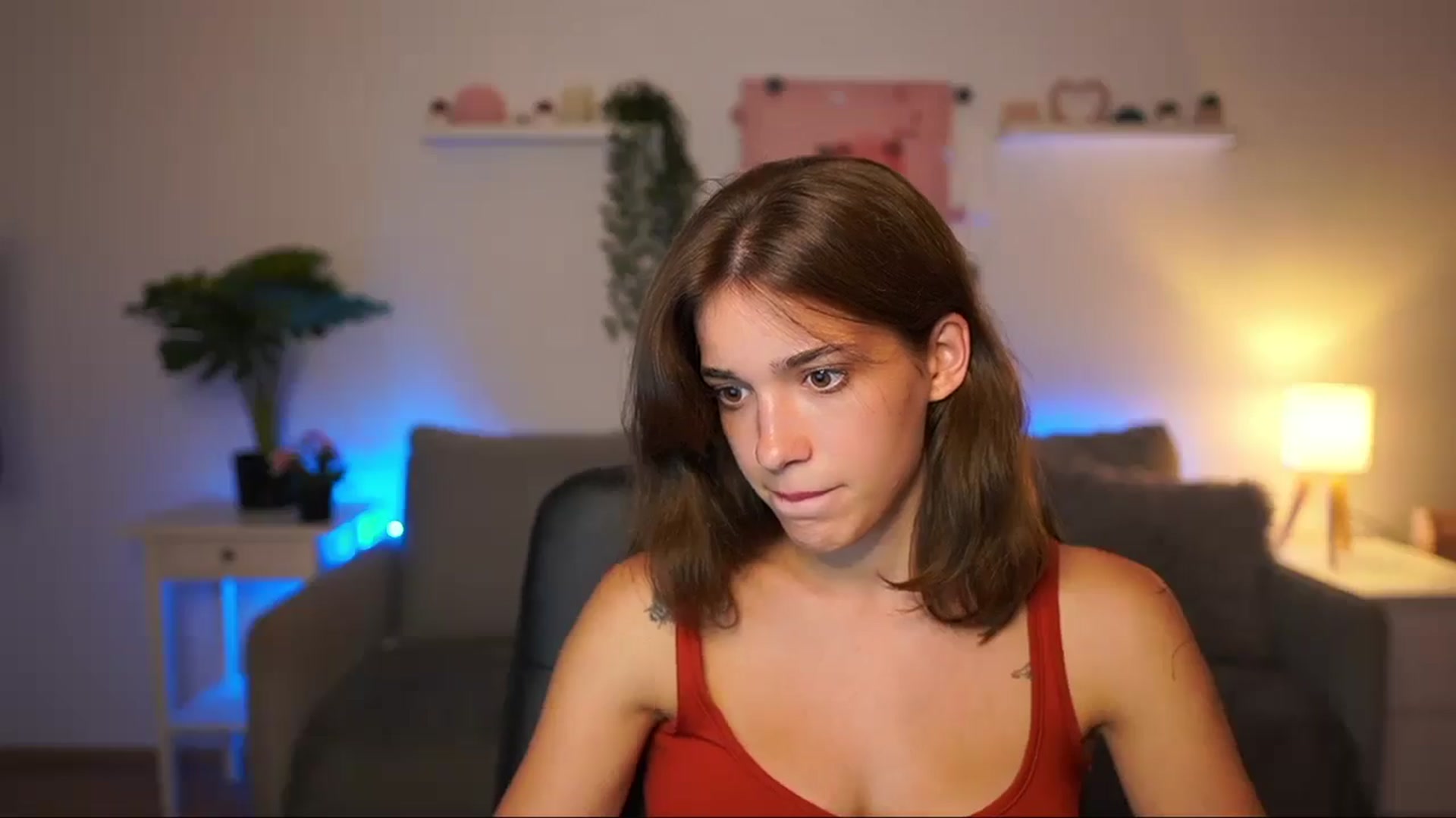 Gallery image thumbnail from Kissiecat's myfreecams stream on, 07/31/2025, 21:49 image 17 of 20
