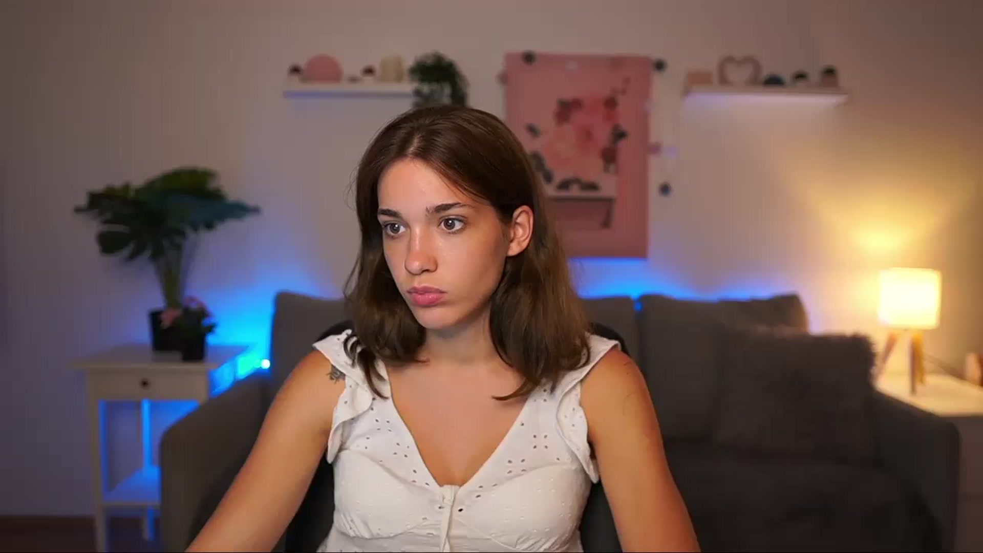 Gallery image thumbnail from Kissiecat's myfreecams stream on, 08/01/2025, 22:54 image 3 of 20