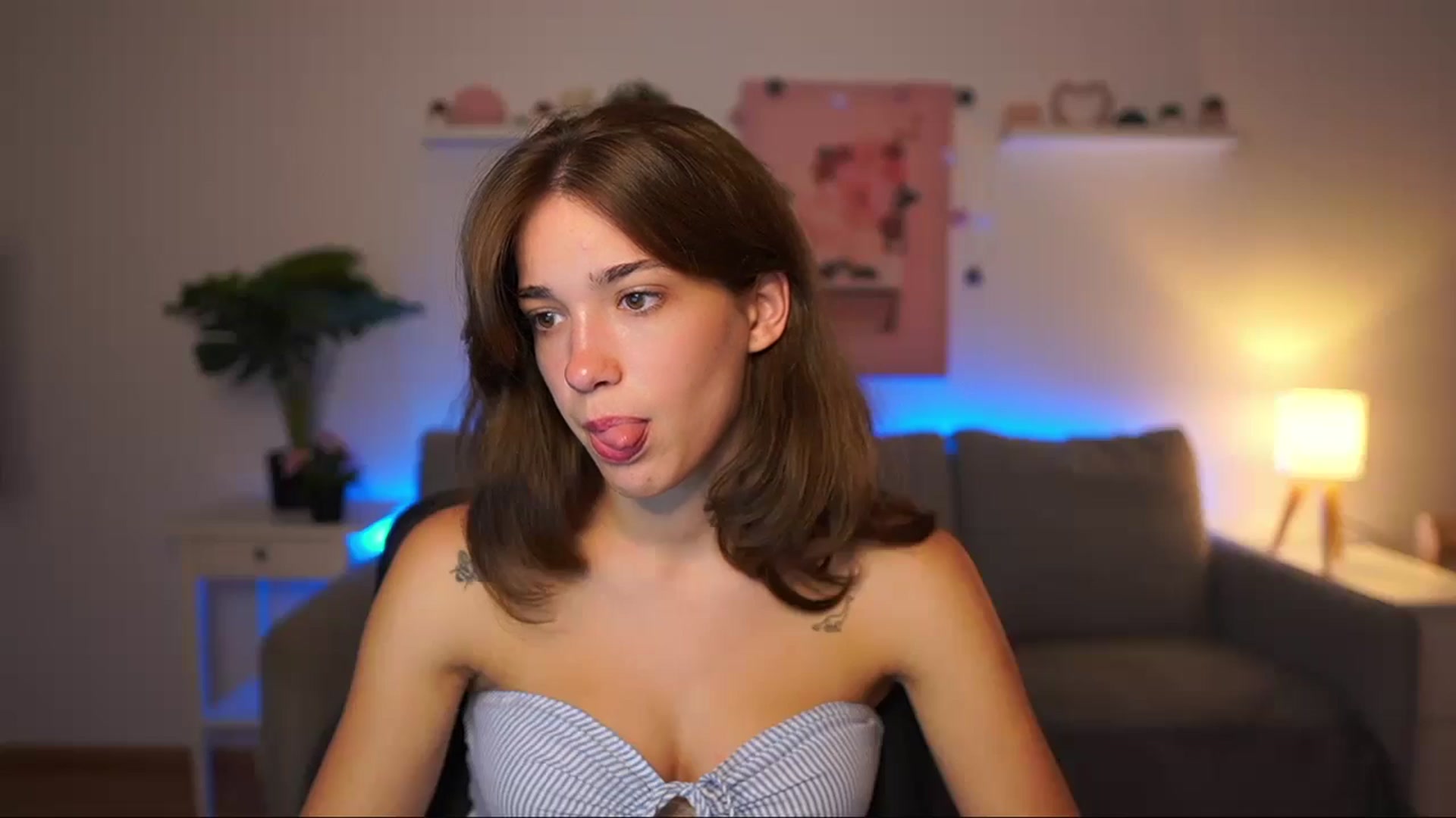 Gallery image thumbnail from Kissiecat's myfreecams stream on, 08/05/2025, 18:33 image 3 of 20