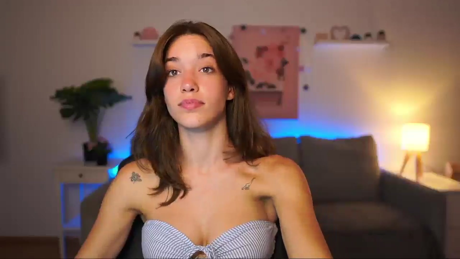 Gallery image thumbnail from Kissiecat's myfreecams stream on, 08/05/2025, 18:33 image 18 of 20