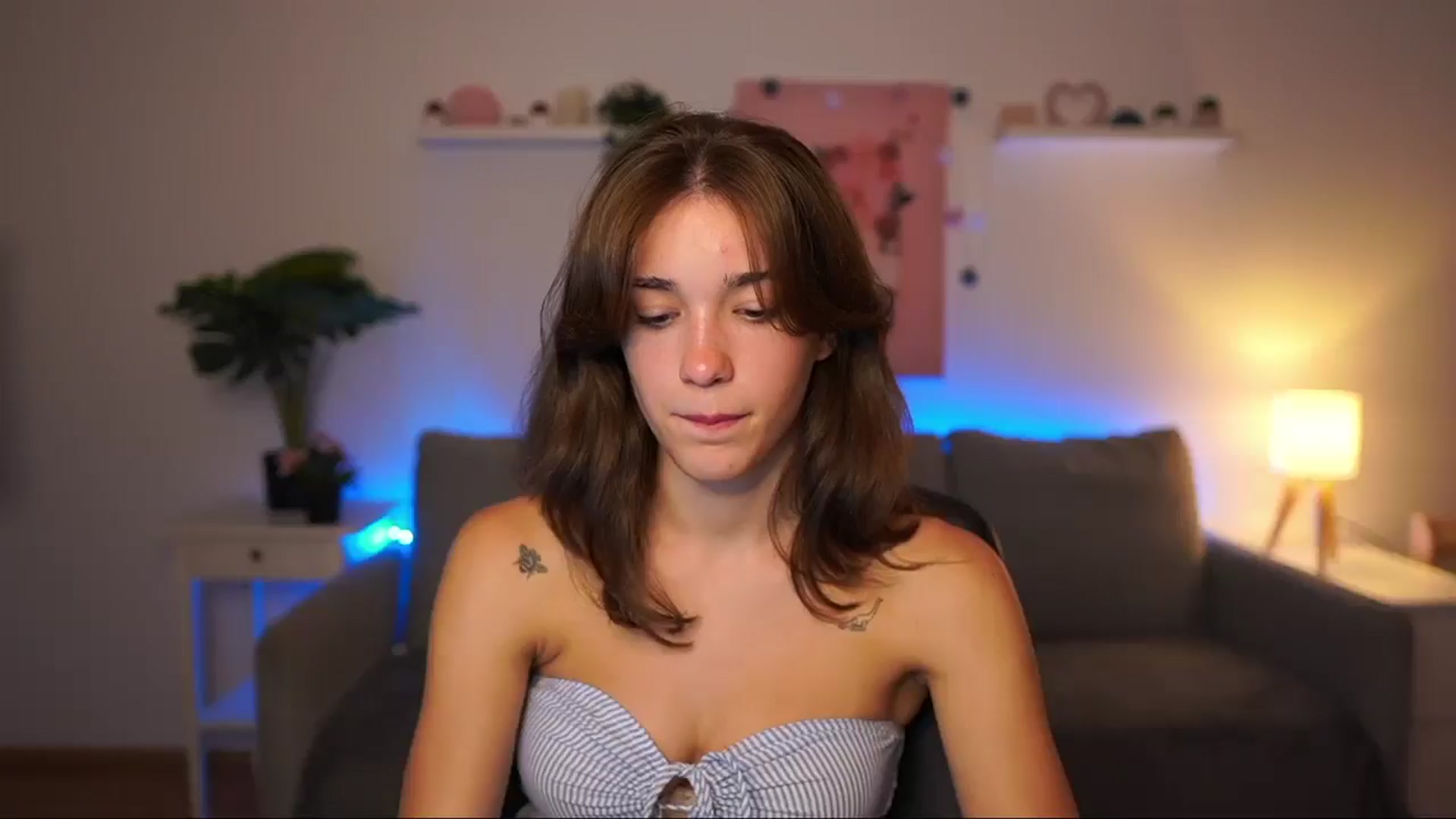 Gallery image thumbnail from Kissiecat's myfreecams stream on, 08/05/2025, 19:09 image 1 of 20
