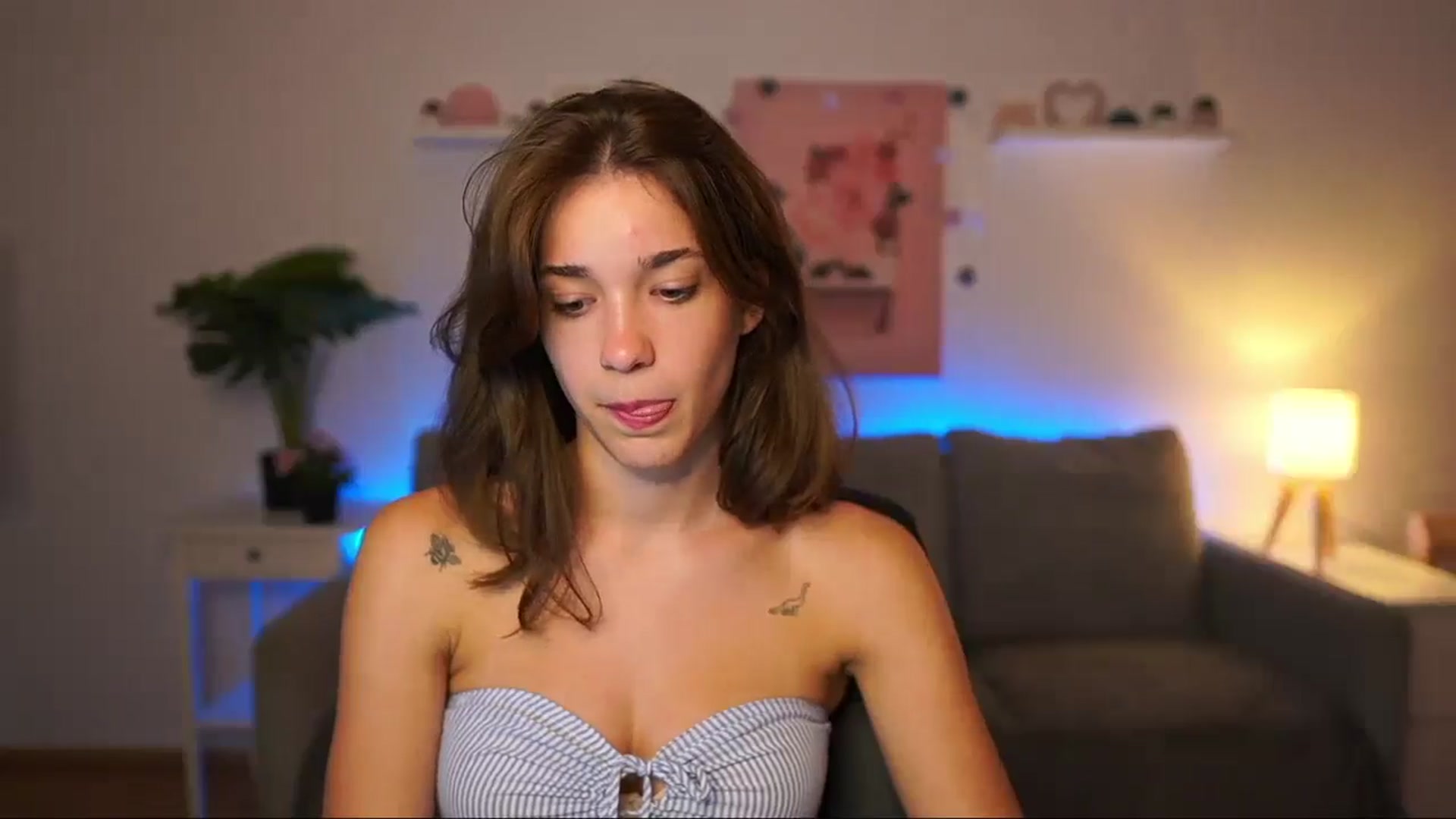 Gallery image thumbnail from Kissiecat's myfreecams stream on, 08/05/2025, 21:07 image 15 of 20