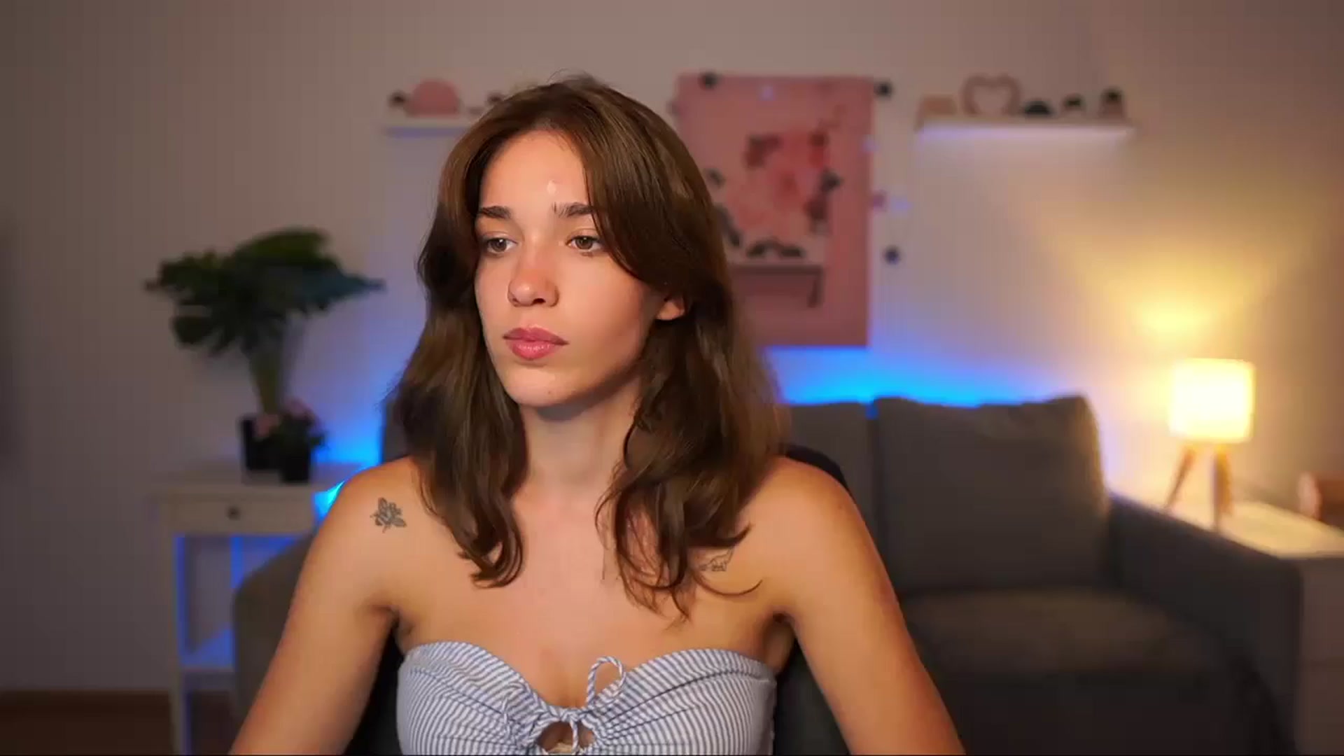 Gallery image thumbnail from Kissiecat's myfreecams stream on, 08/05/2025, 23:01 image 1 of 20