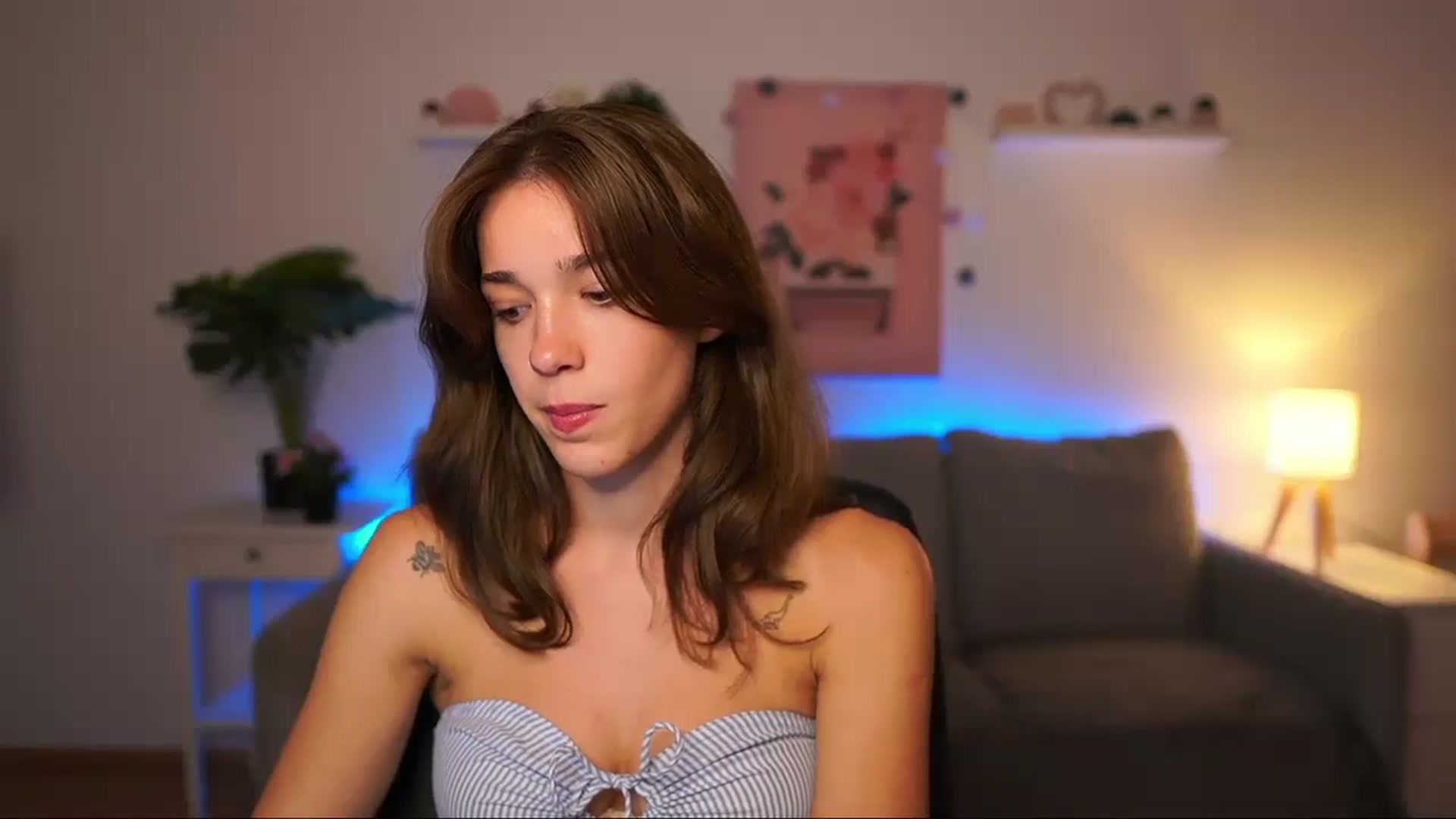 Gallery image thumbnail from Kissiecat's myfreecams stream on, 08/05/2025, 23:01 image 3 of 20