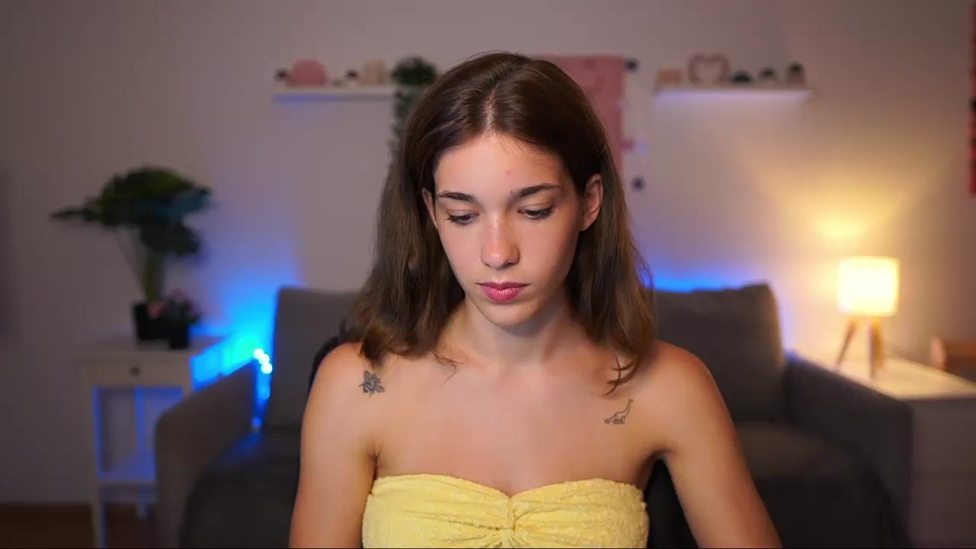 Gallery image thumbnail from Kissiecat's myfreecams stream on, 08/06/2025, 21:04 image 13 of 20