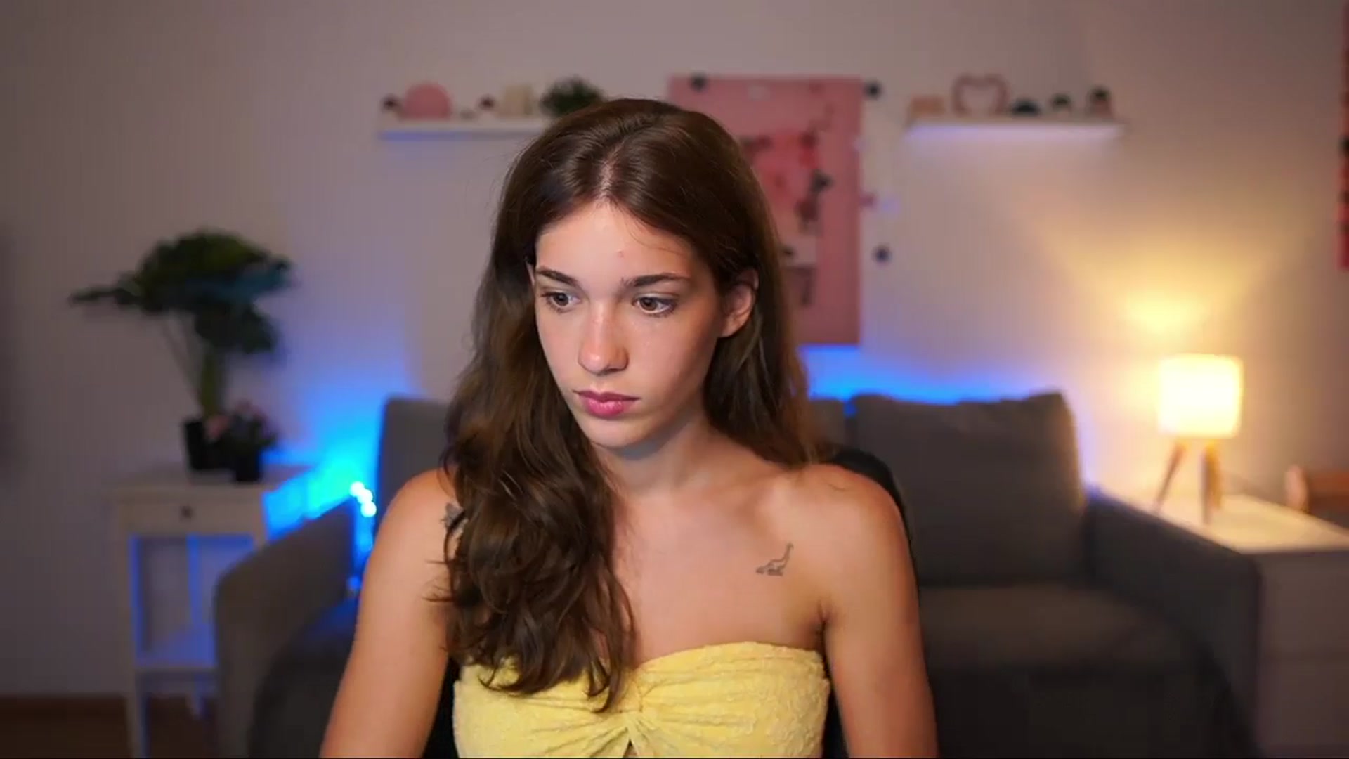 Gallery image thumbnail from Kissiecat's myfreecams stream on, 08/06/2025, 21:04 image 8 of 20