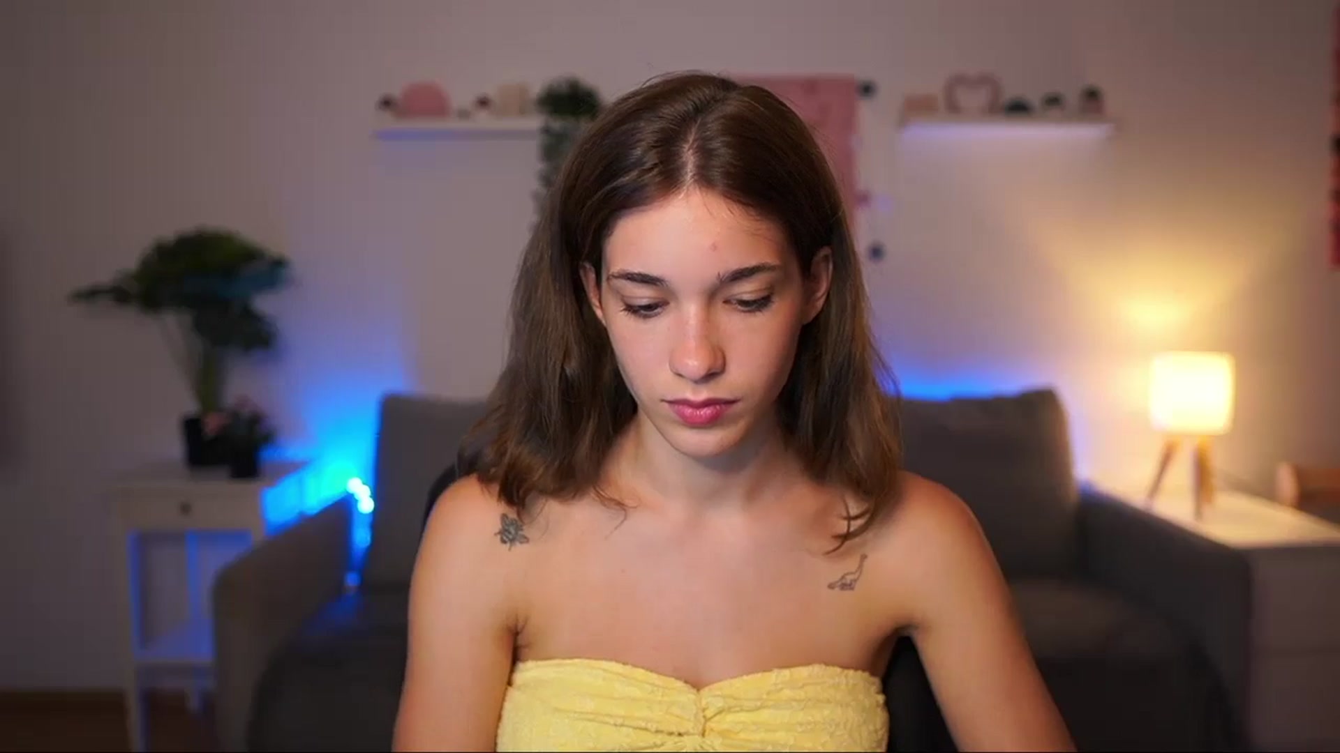 Gallery image thumbnail from Kissiecat's myfreecams stream on, 08/06/2025, 21:04 image 14 of 20