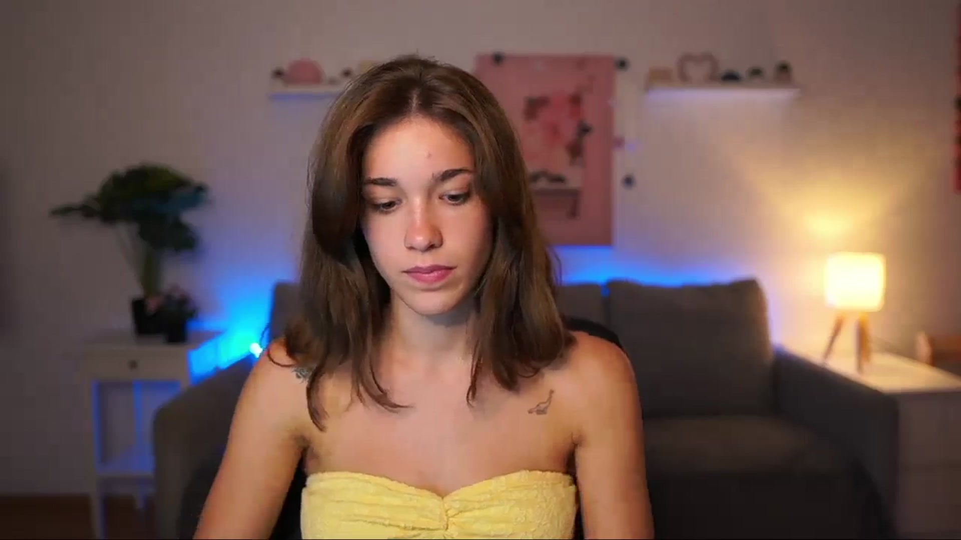 Gallery image thumbnail from Kissiecat's myfreecams stream on, 08/06/2025, 22:11 image 2 of 20
