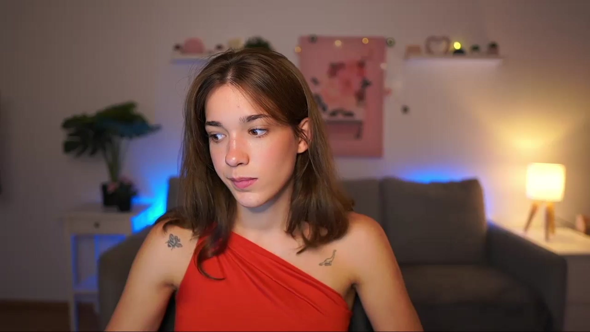 Gallery image thumbnail from Kissiecat's myfreecams stream on, 08/07/2025, 18:23 image 11 of 20