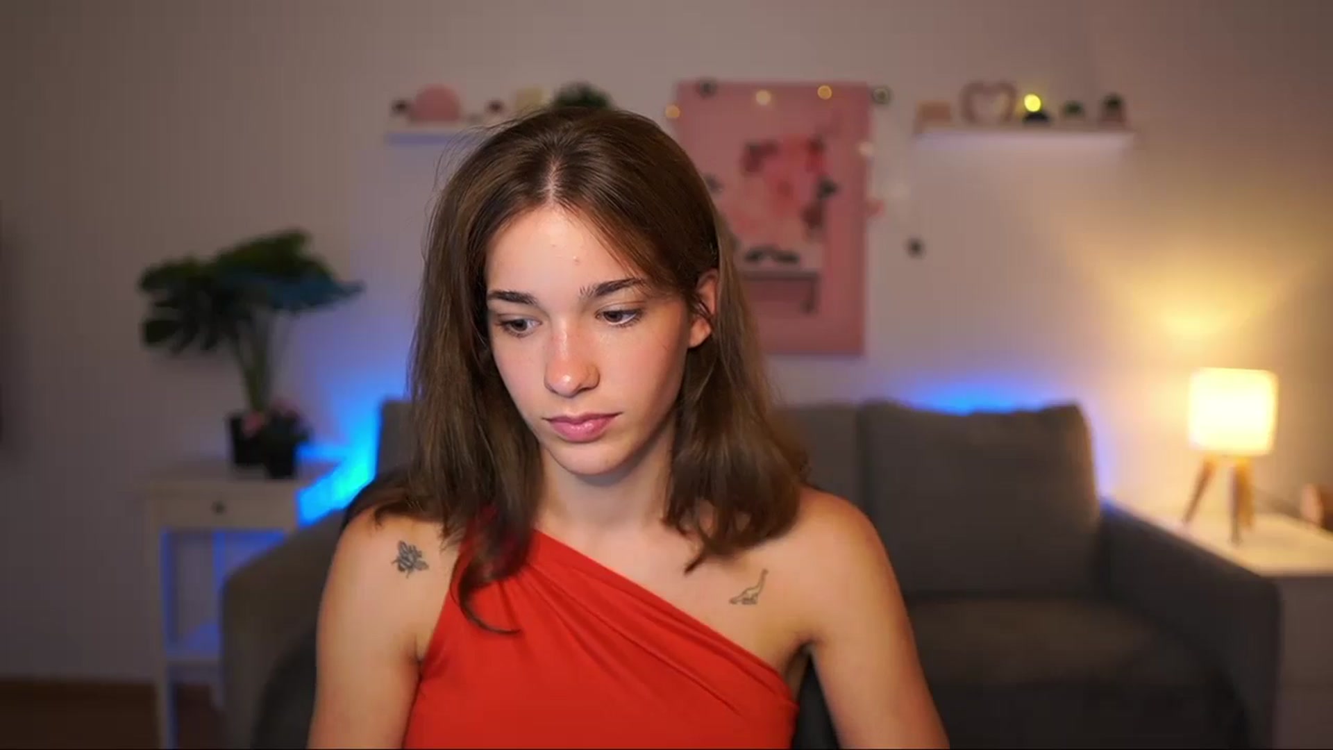 Gallery image thumbnail from Kissiecat's myfreecams stream on, 08/07/2025, 18:23 image 8 of 20