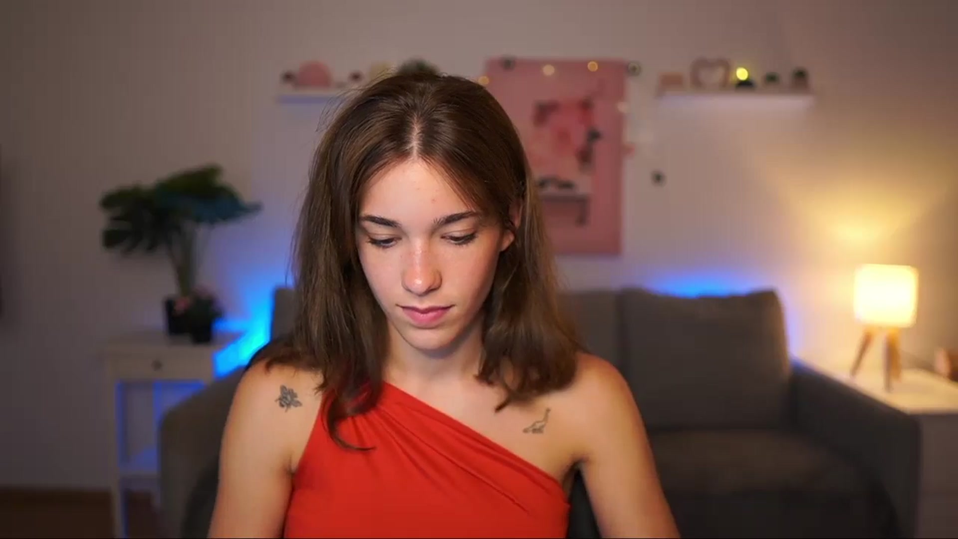 Gallery image thumbnail from Kissiecat's myfreecams stream on, 08/07/2025, 18:23 image 7 of 20