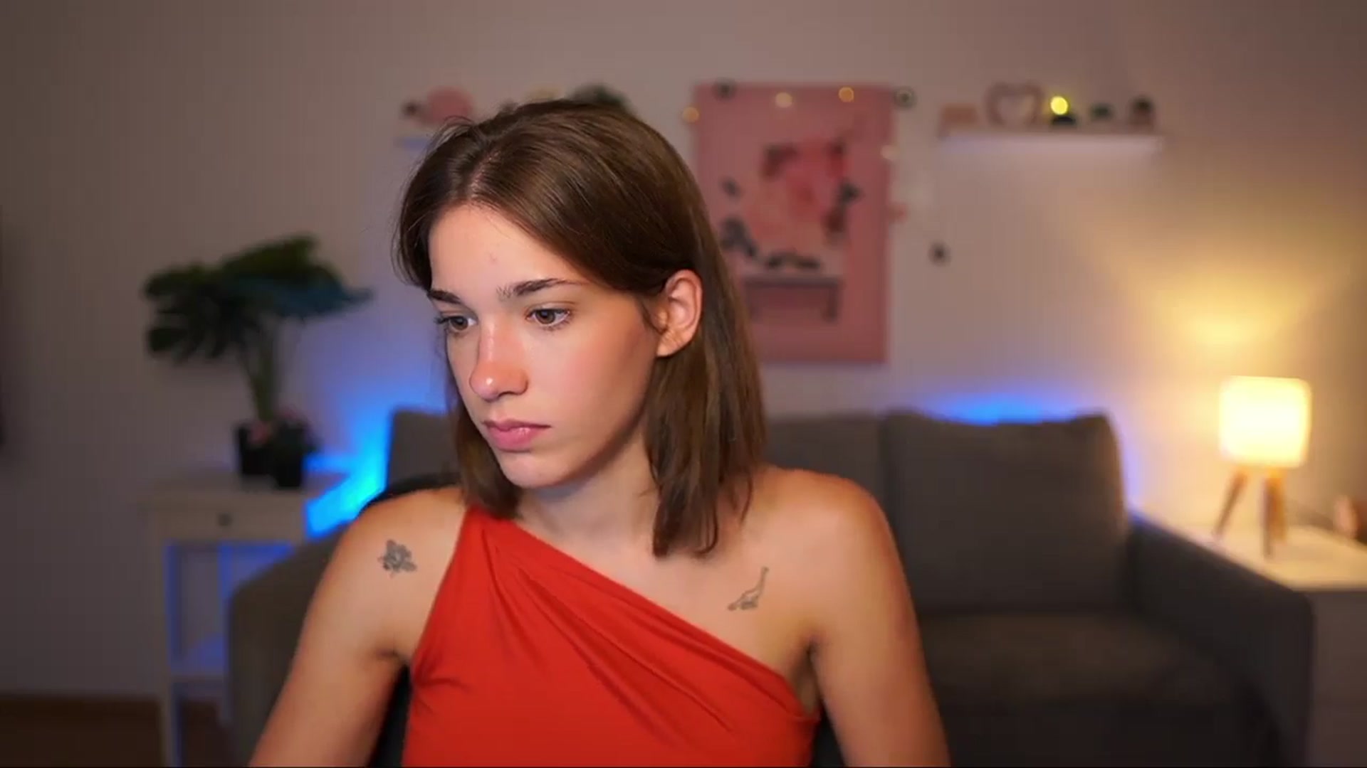 Gallery image thumbnail from Kissiecat's myfreecams stream on, 08/07/2025, 18:56 image 14 of 20
