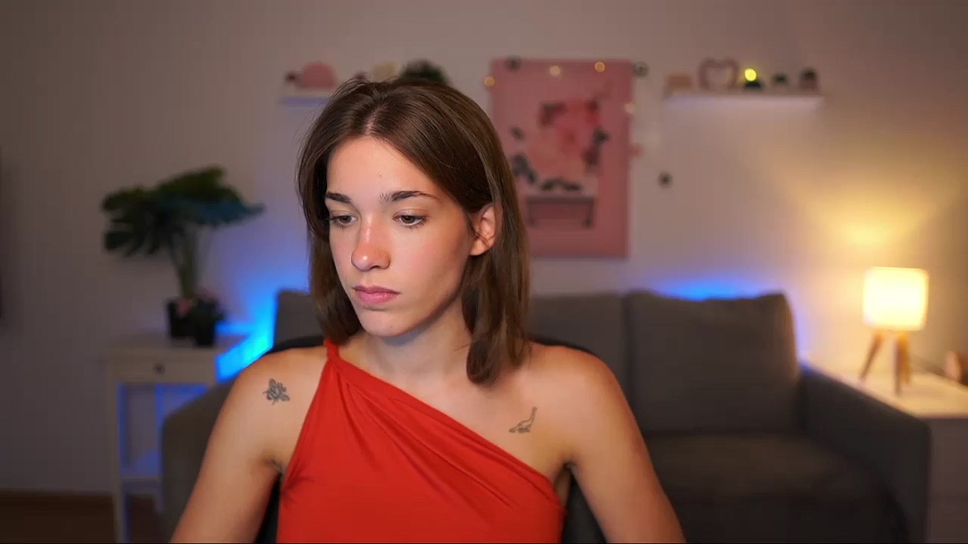 Gallery image thumbnail from Kissiecat's myfreecams stream on, 08/07/2025, 18:56 image 12 of 20