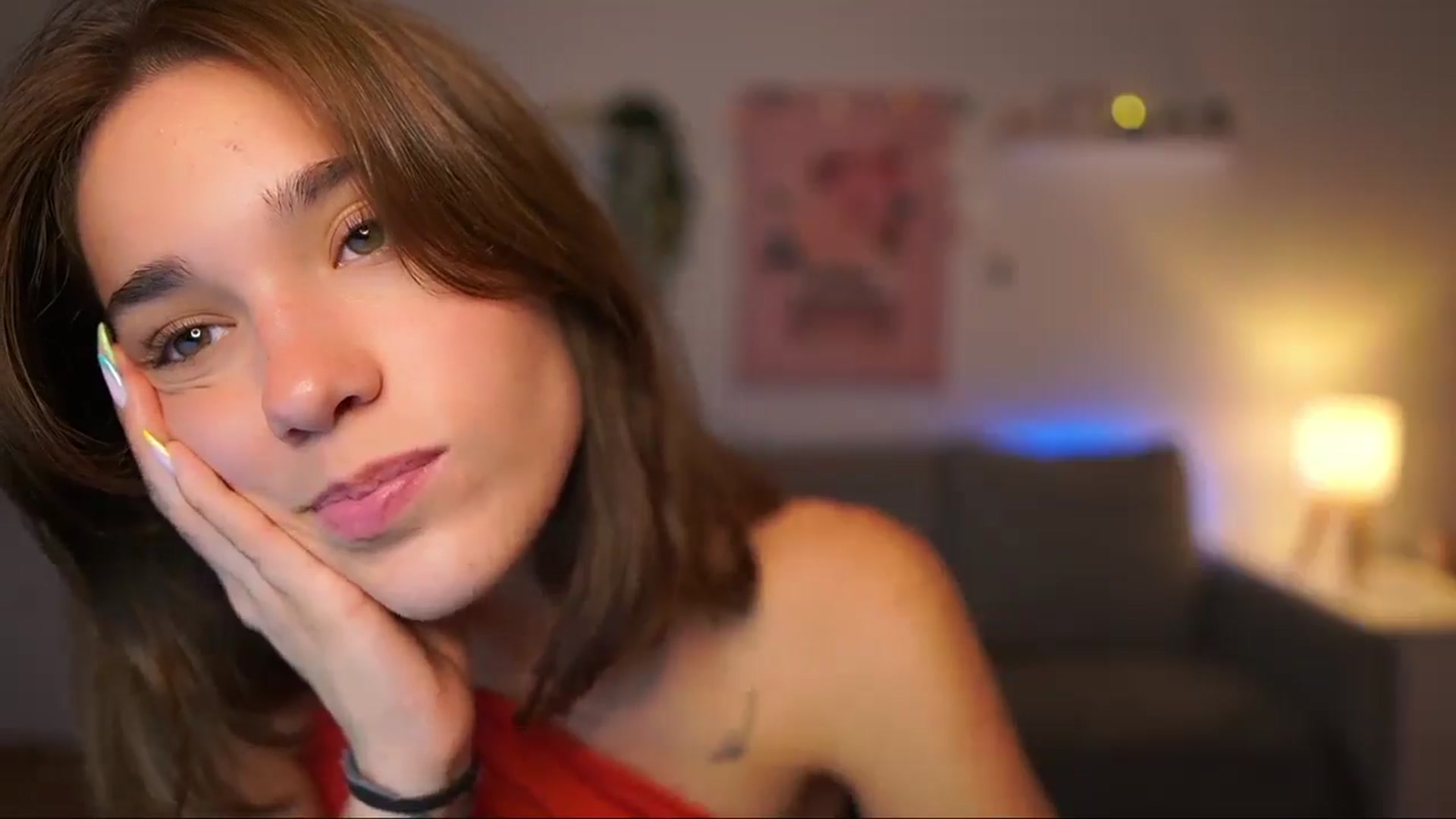 Gallery image thumbnail from Kissiecat's myfreecams stream on, 08/07/2025, 18:56 image 10 of 20