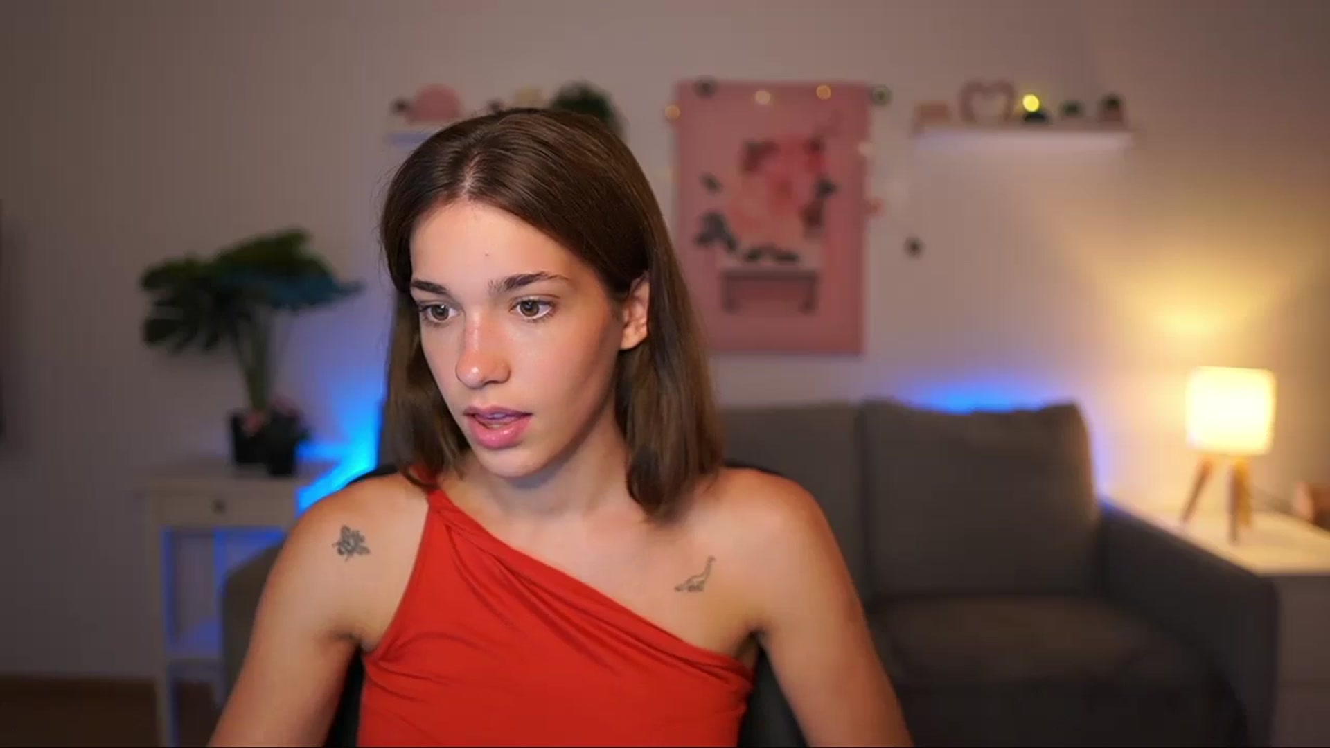 Gallery image thumbnail from Kissiecat's myfreecams stream on, 08/07/2025, 20:37 image 9 of 20