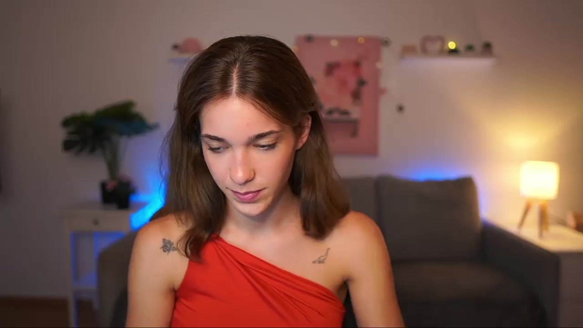 Gallery image thumbnail from Kissiecat's myfreecams stream on, 08/07/2025, 21:22 image 16 of 20