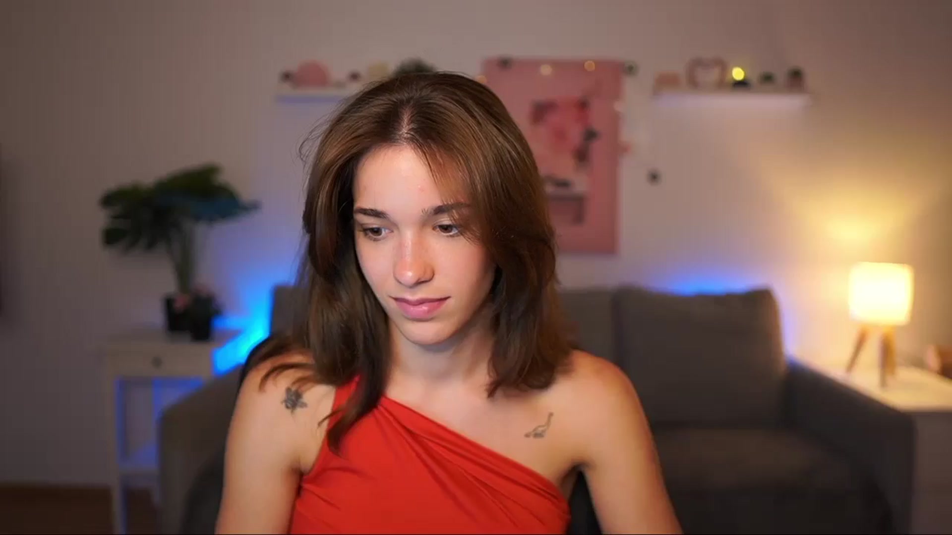 Gallery image thumbnail from Kissiecat's myfreecams stream on, 08/07/2025, 21:22 image 11 of 20