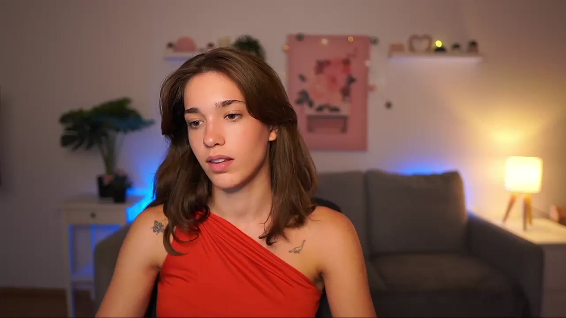 Gallery image thumbnail from Kissiecat's myfreecams stream on, 08/07/2025, 22:24 image 7 of 20